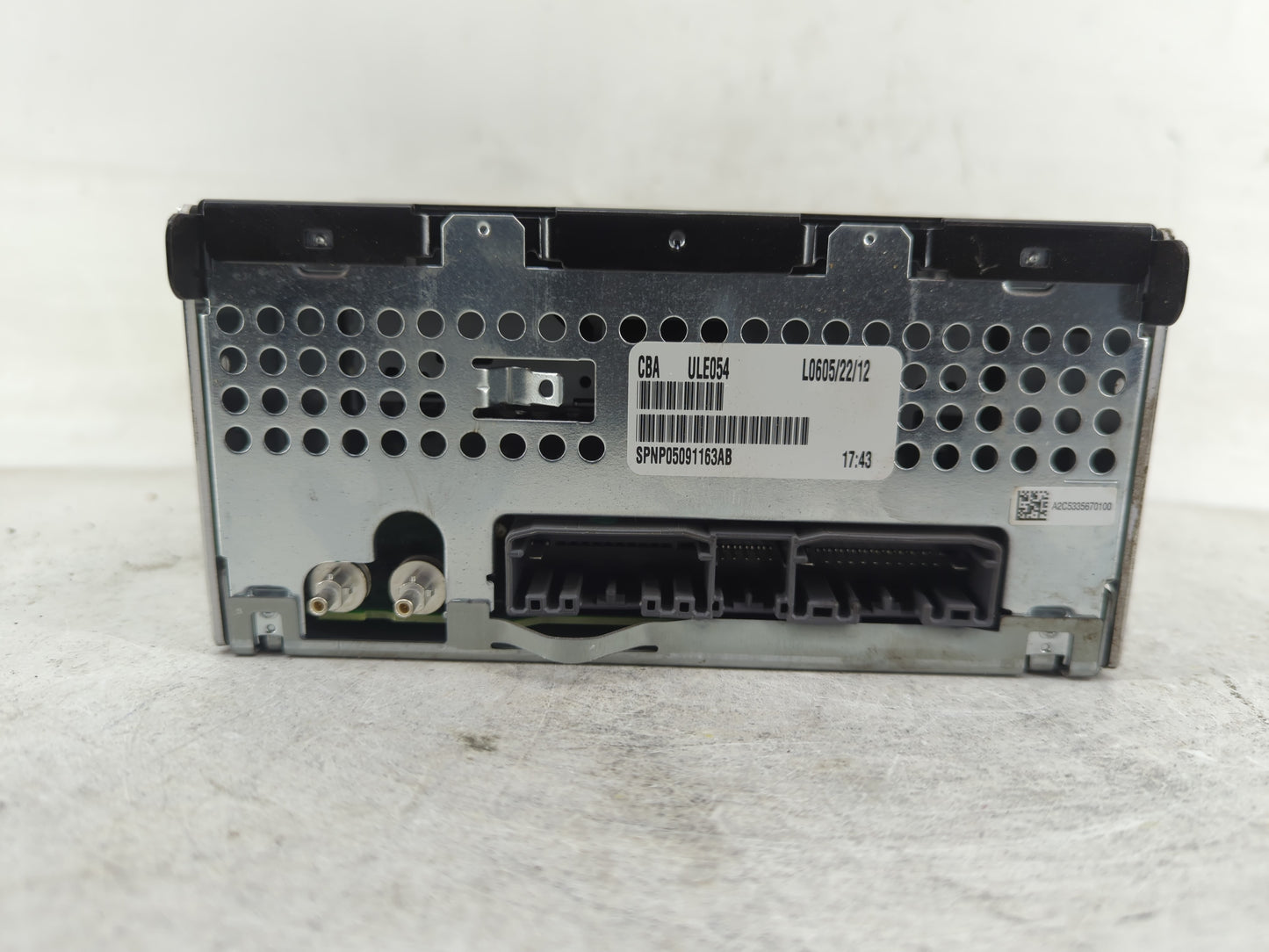 2011-2012 Jeep Compass Radio AM FM Cd Player Receiver Replacement P/N:05091163AB Fits Fits 2011 2012 OEM Used Auto Parts - O