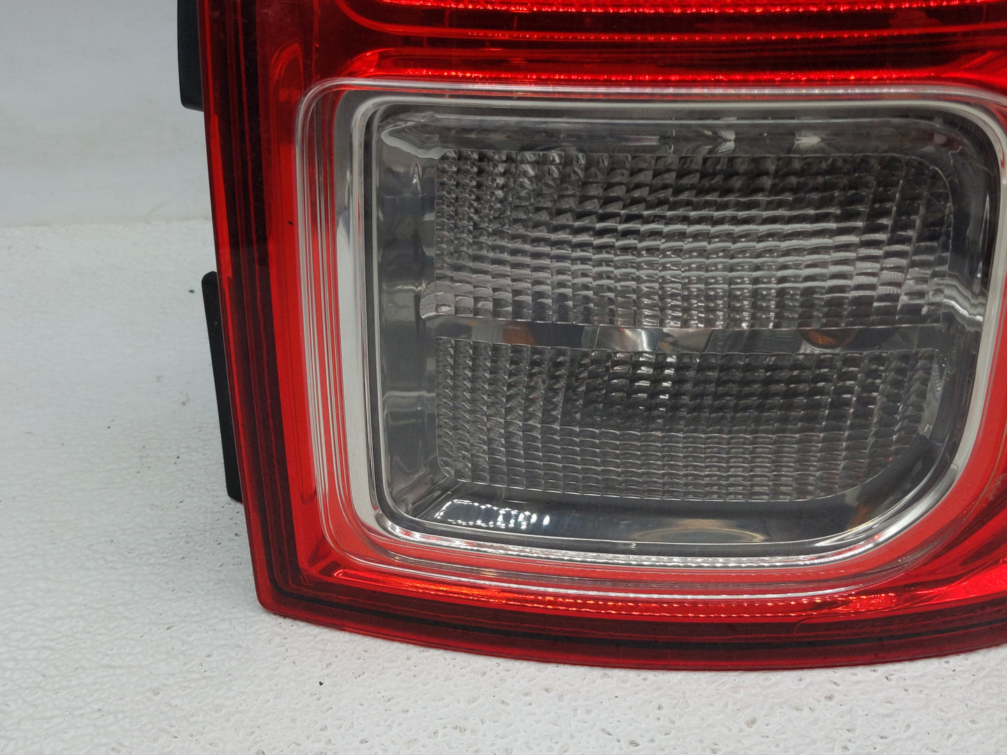 2011-2013 Jeep Compass Tail Light Assembly Passenger Right OEM P/N:05182544 05182542 Fits Fits 2011 2012 2013 OEM Used Auto 