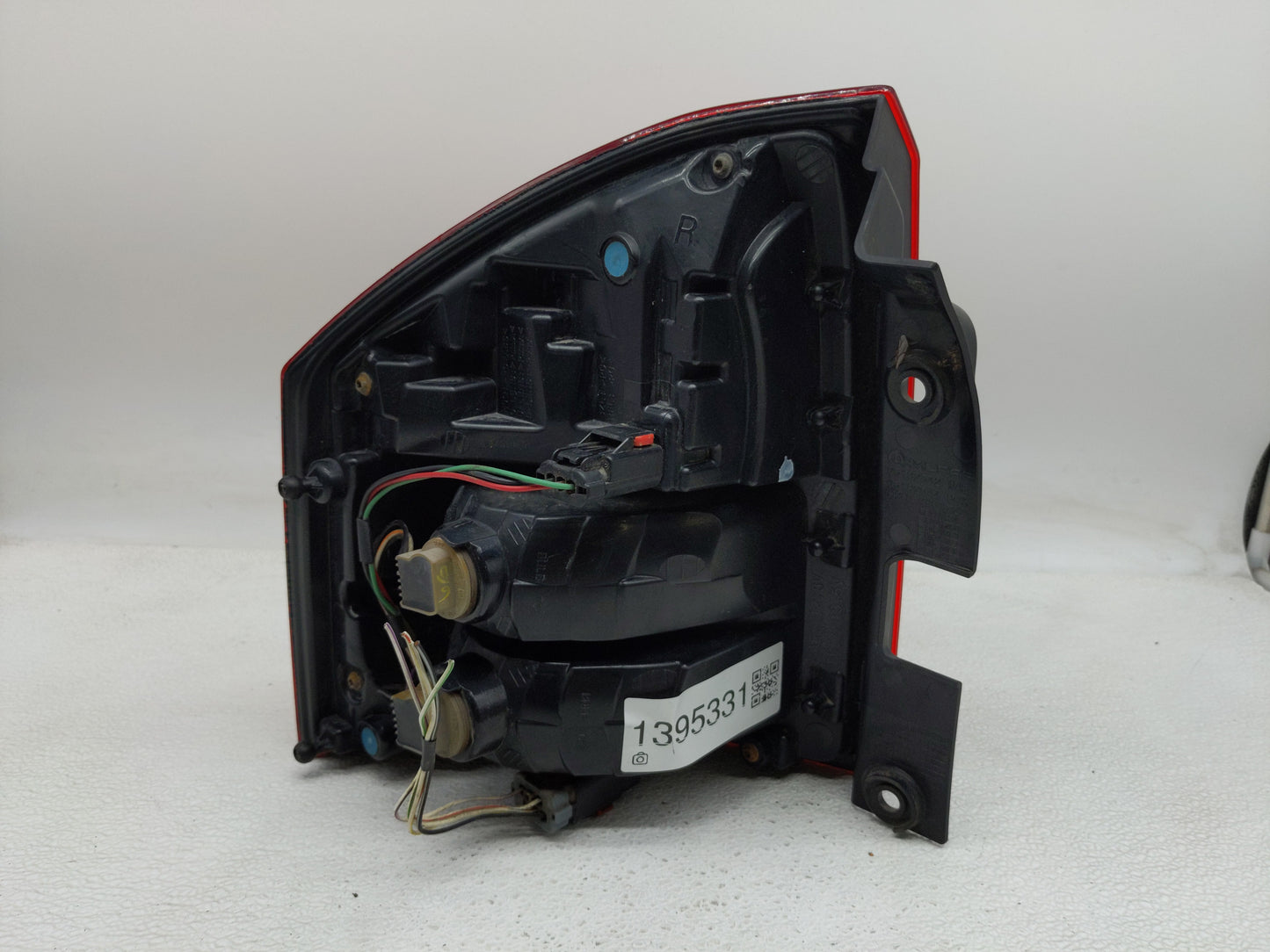 2011-2013 Jeep Compass Tail Light Assembly Passenger Right OEM P/N:05182544 05182542 Fits Fits 2011 2012 2013 OEM Used Auto 