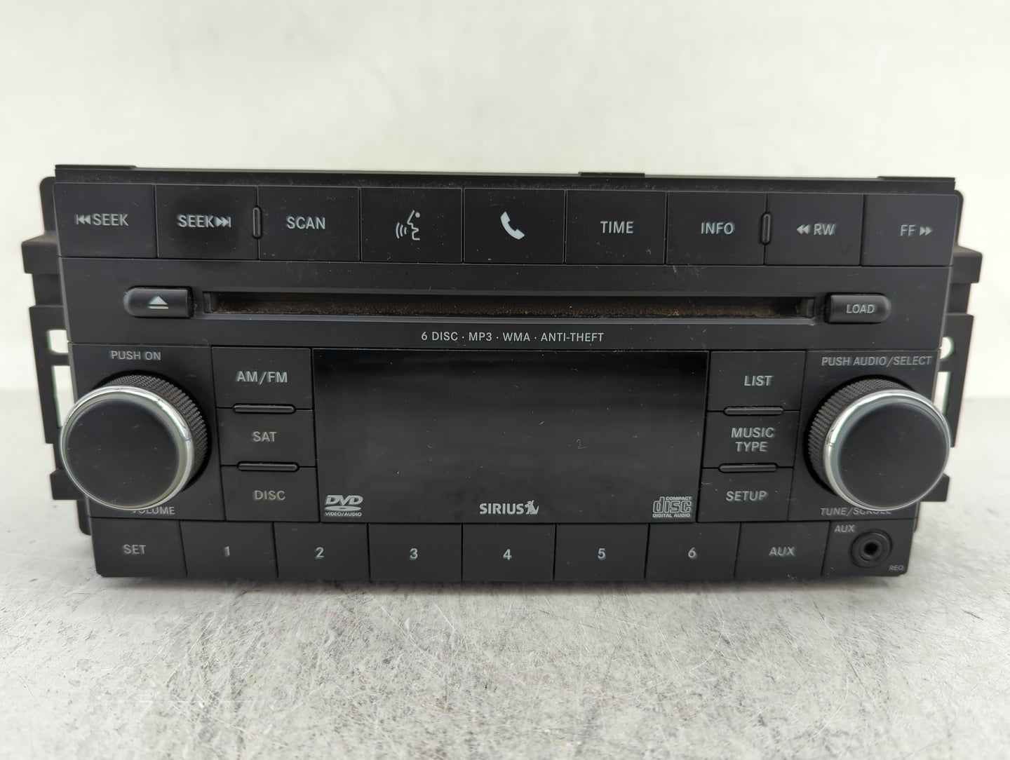 2011-2012 Jeep Compass Radio AM FM Cd Player Receiver Replacement P/N:05064949AG Fits Fits 2011 2012 OEM Used Auto Parts - O