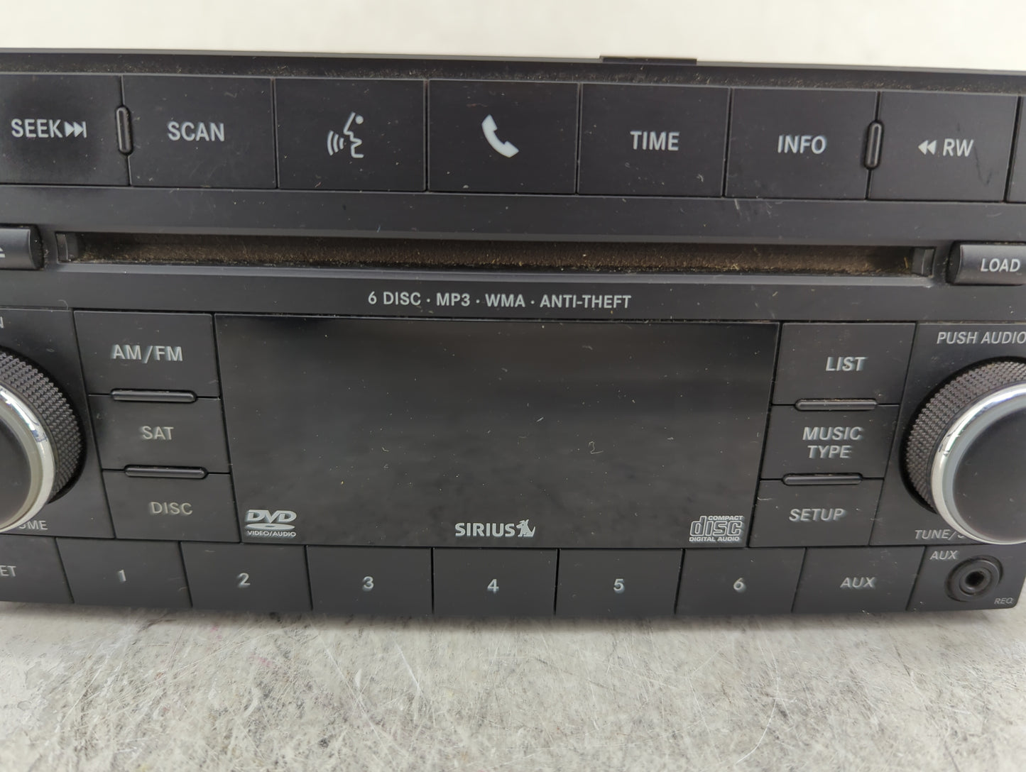 2011-2012 Jeep Compass Radio AM FM Cd Player Receiver Replacement P/N:05064949AG Fits Fits 2011 2012 OEM Used Auto Parts - O