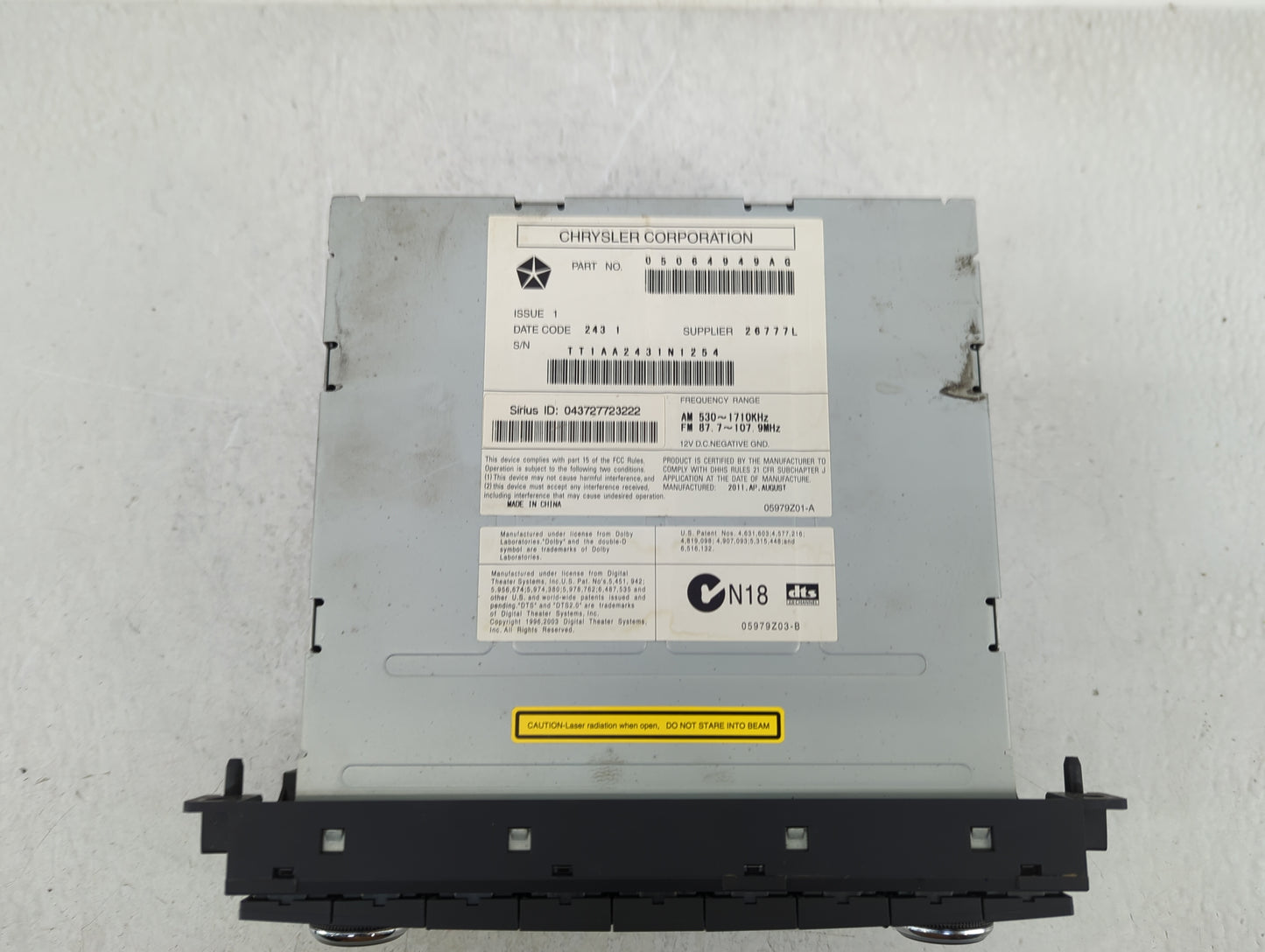 2011-2012 Jeep Compass Radio AM FM Cd Player Receiver Replacement P/N:05064949AG Fits Fits 2011 2012 OEM Used Auto Parts - O