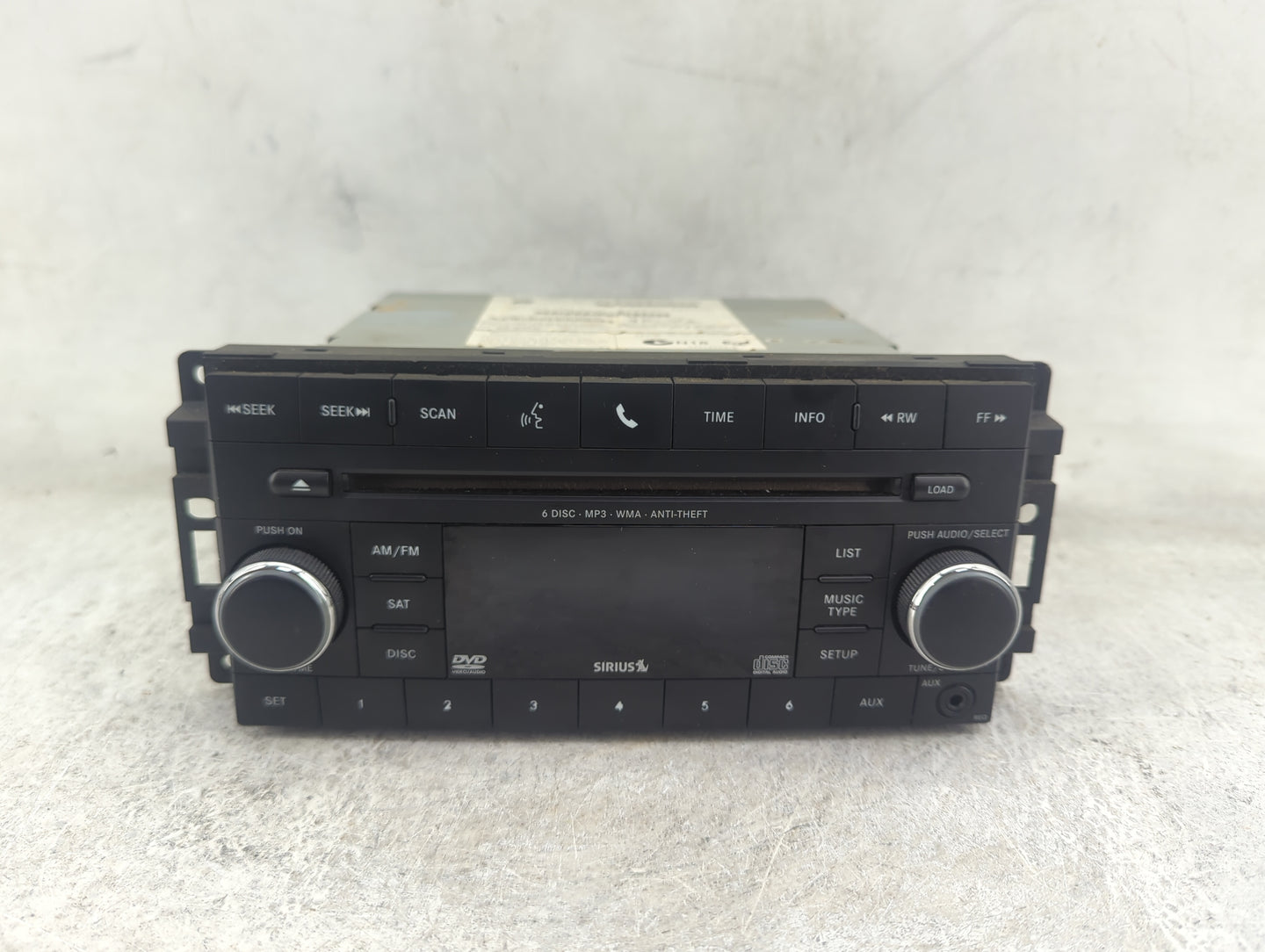 2011-2012 Jeep Compass Radio AM FM Cd Player Receiver Replacement P/N:05064949AG Fits Fits 2011 2012 OEM Used Auto Parts - O