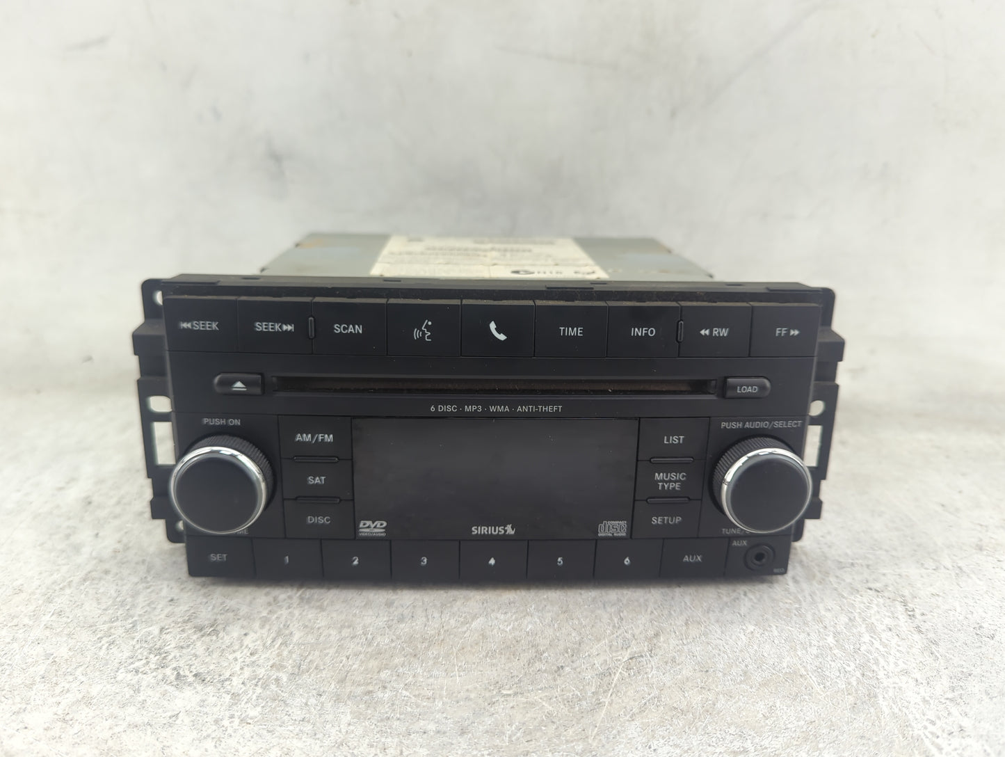 2011-2012 Jeep Compass Radio AM FM Cd Player Receiver Replacement P/N:05064949AG Fits Fits 2011 2012 OEM Used Auto Parts - O