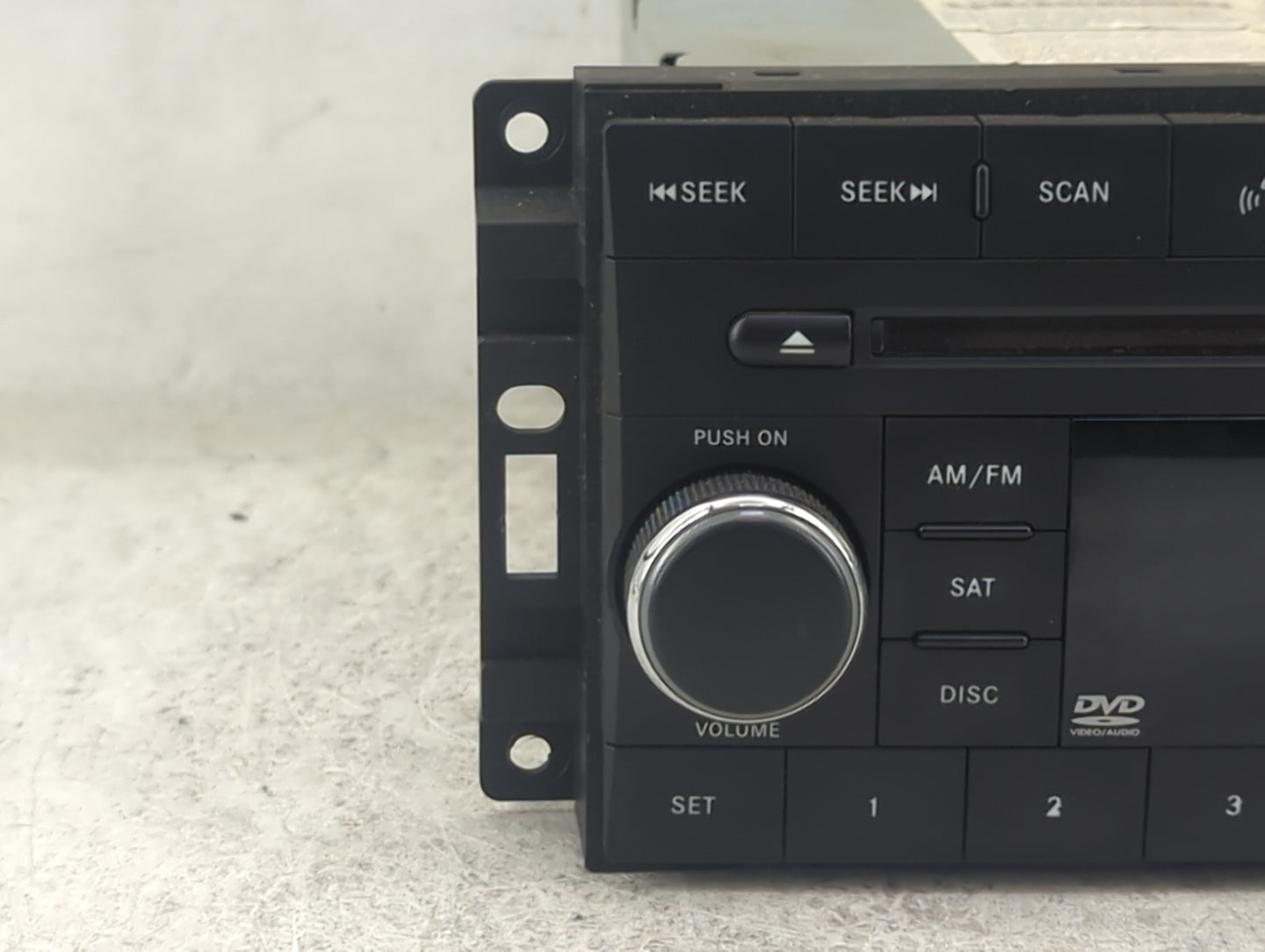 2011-2012 Jeep Compass Radio AM FM Cd Player Receiver Replacement P/N:05064949AG Fits Fits 2011 2012 OEM Used Auto Parts - O