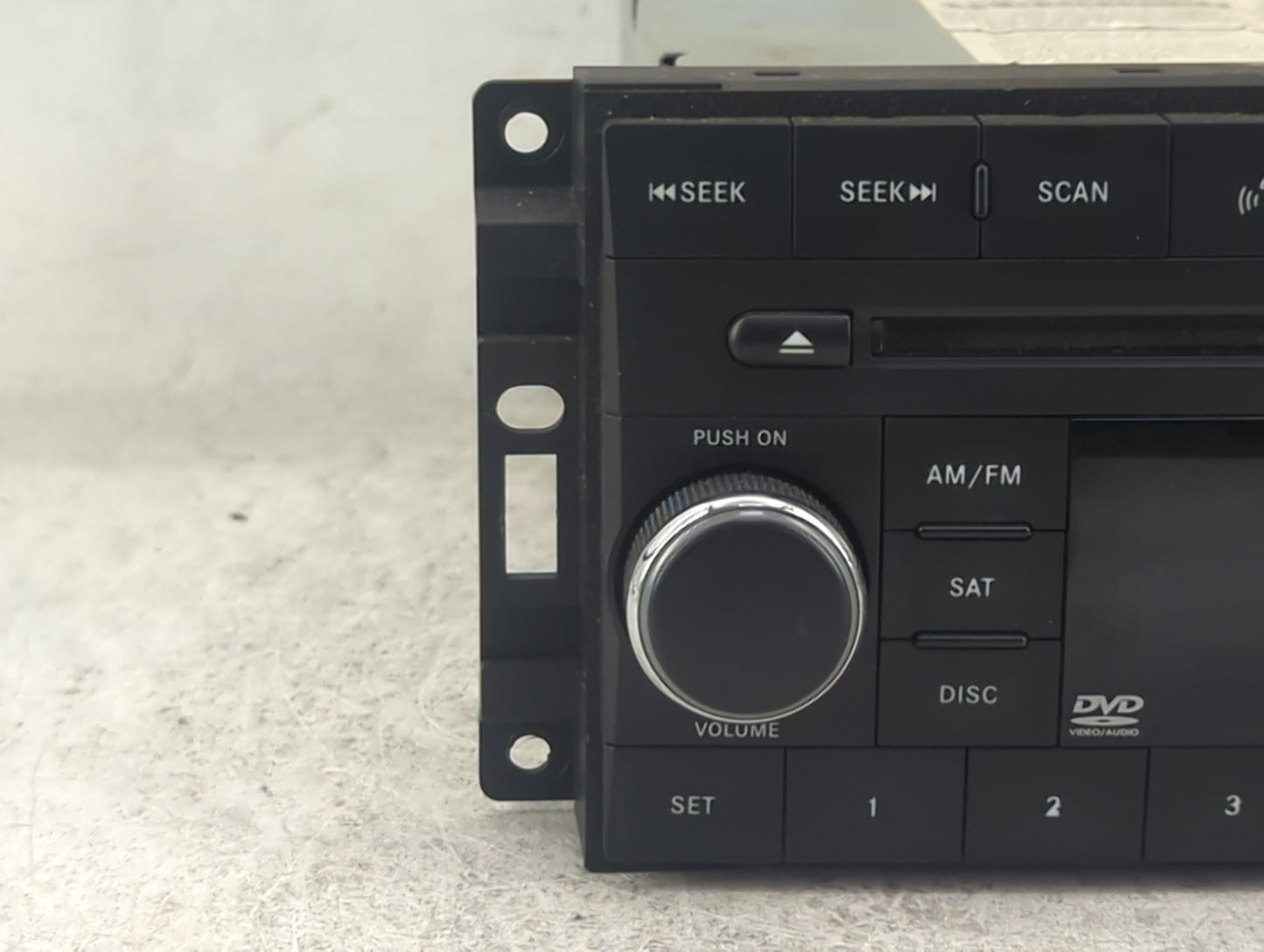 2011-2012 Jeep Compass Radio AM FM Cd Player Receiver Replacement P/N:05064949AG Fits Fits 2011 2012 OEM Used Auto Parts - O