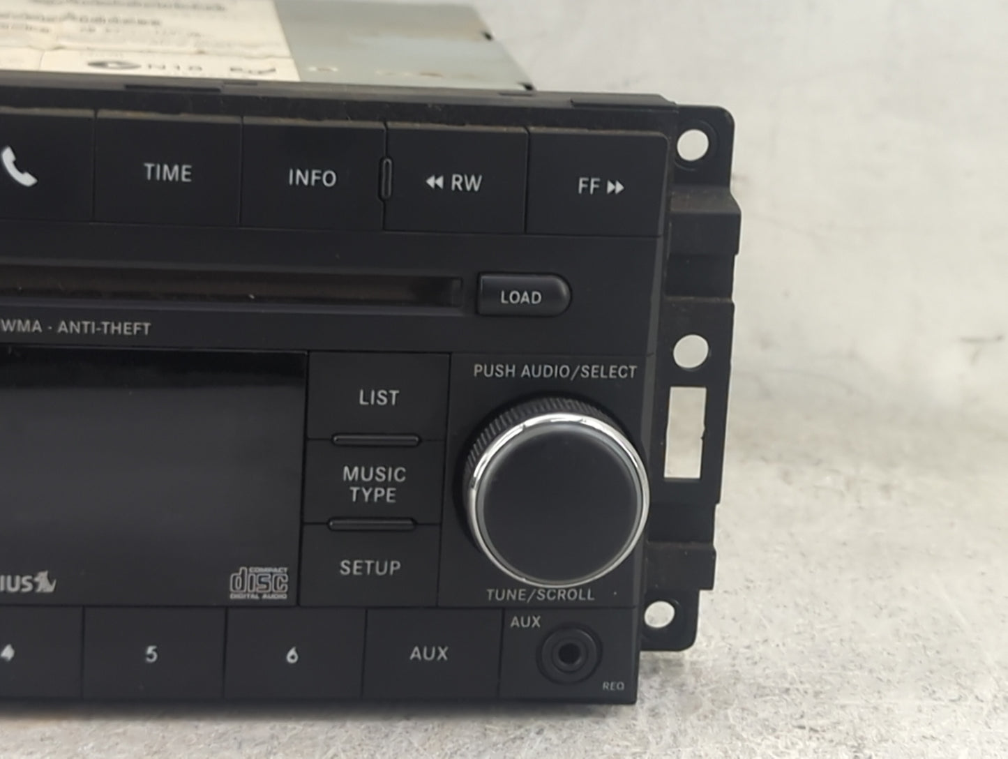 2011-2012 Jeep Compass Radio AM FM Cd Player Receiver Replacement P/N:05064949AG Fits Fits 2011 2012 OEM Used Auto Parts - O