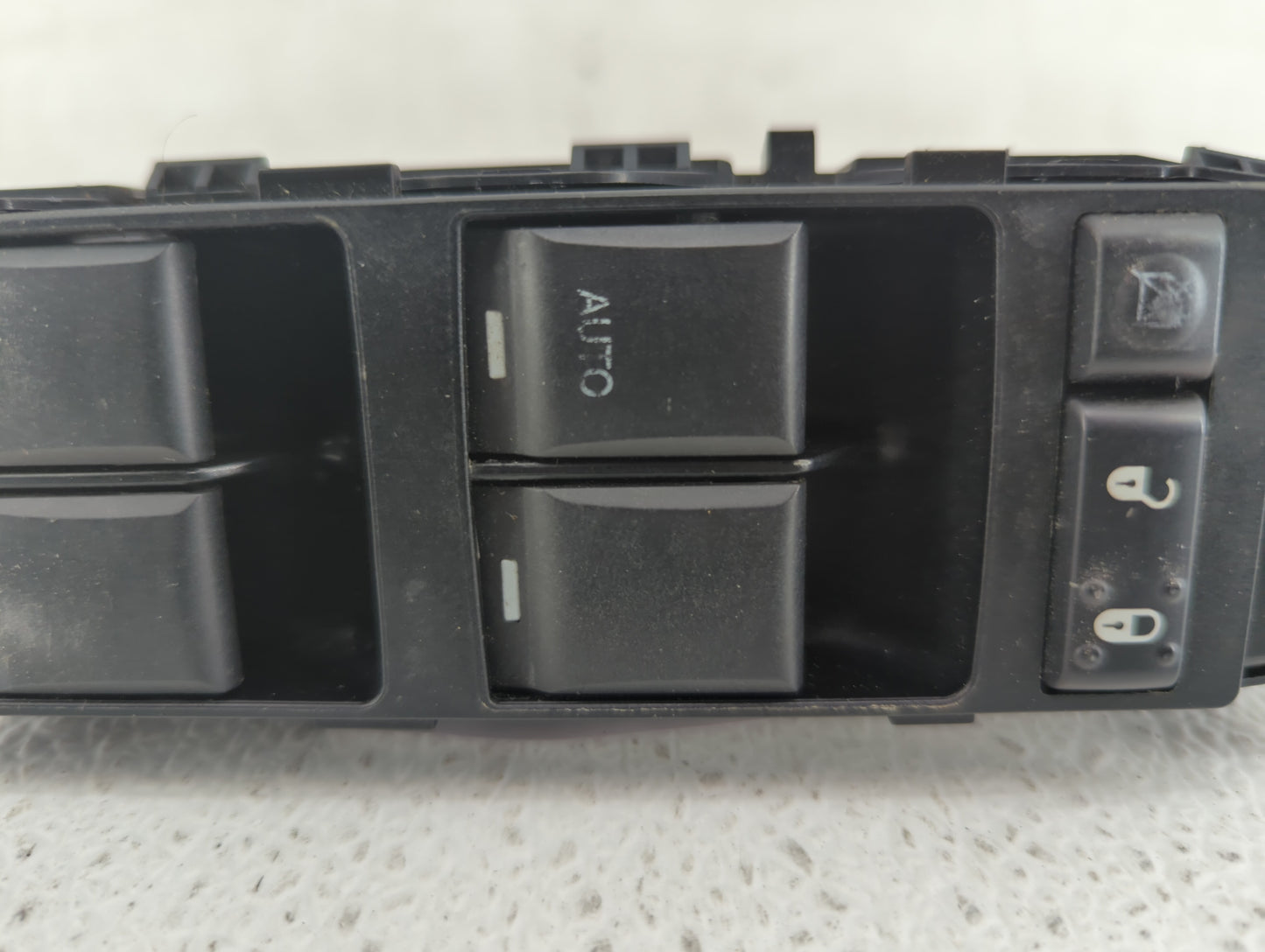 2012 Jeep Compass Master Power Window Switch Replacement Driver Side Left P/N:04602780AA Fits OEM Used Auto Parts - Oemuseda