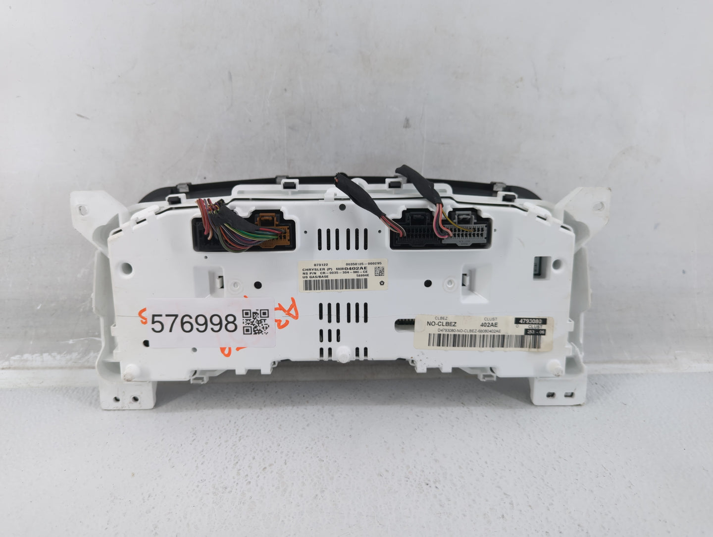 2011-2013 Jeep Compass Instrument Cluster Speedometer Gauges P/N:68080402AE Fits Fits 2011 2012 2013 OEM Used Auto Parts - O