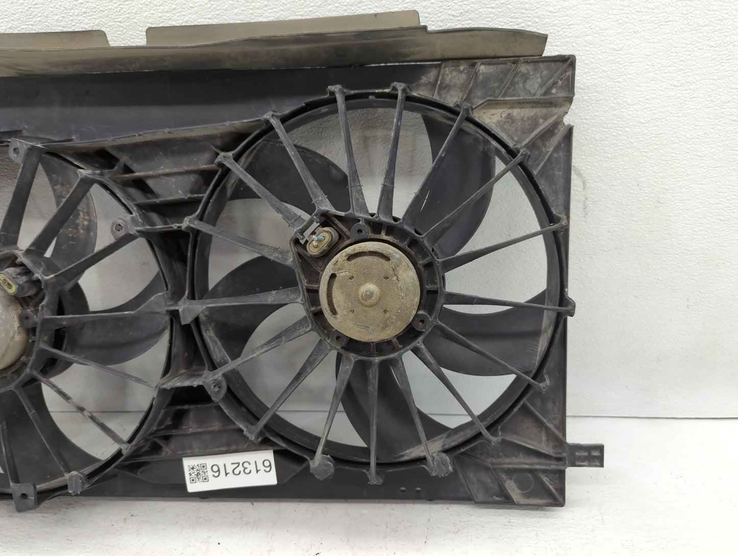 2007-2017 Jeep Compass Left Radiator Fan Motor Assembly - Oemusedautoparts1.com