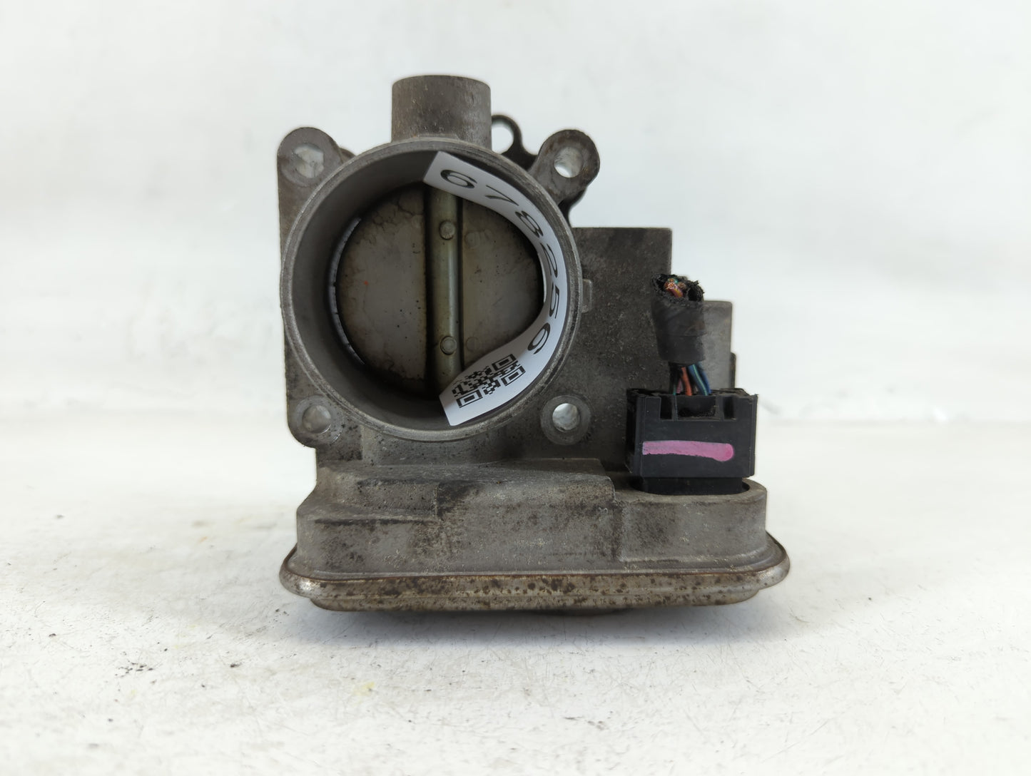 2012 Jeep Compass Throttle Body P/N:04891735AC Fits Fits 2007 2008 2009 2010 2011 2013 2014 2015 2016 2017 2018 OEM Used Aut