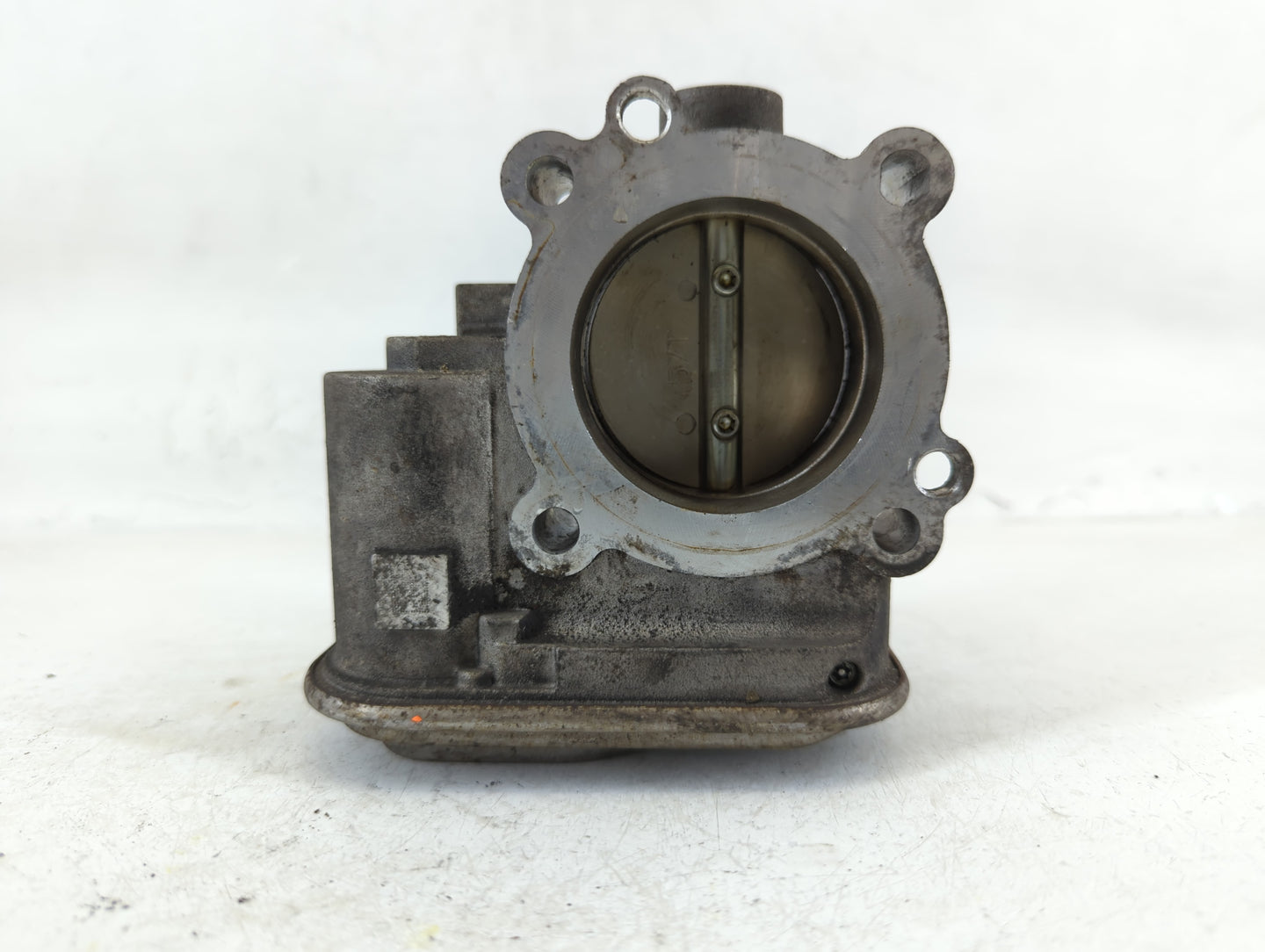 2012 Jeep Compass Throttle Body P/N:04891735AC Fits Fits 2007 2008 2009 2010 2011 2013 2014 2015 2016 2017 2018 OEM Used Aut