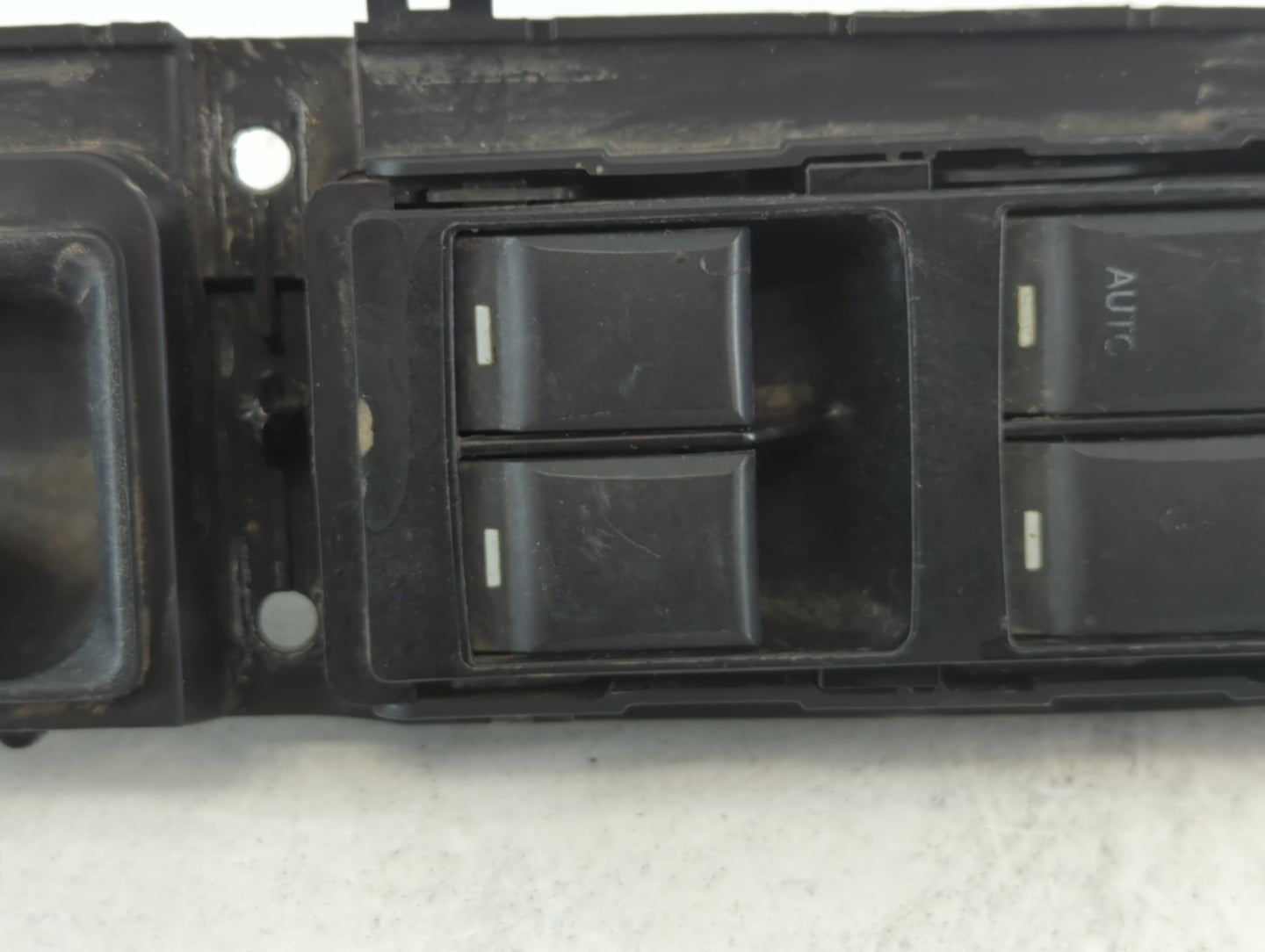 2012 Jeep Compass Master Power Window Switch Replacement Driver Side Left P/N:50613262185 Fits OEM Used Auto Parts - Oemused