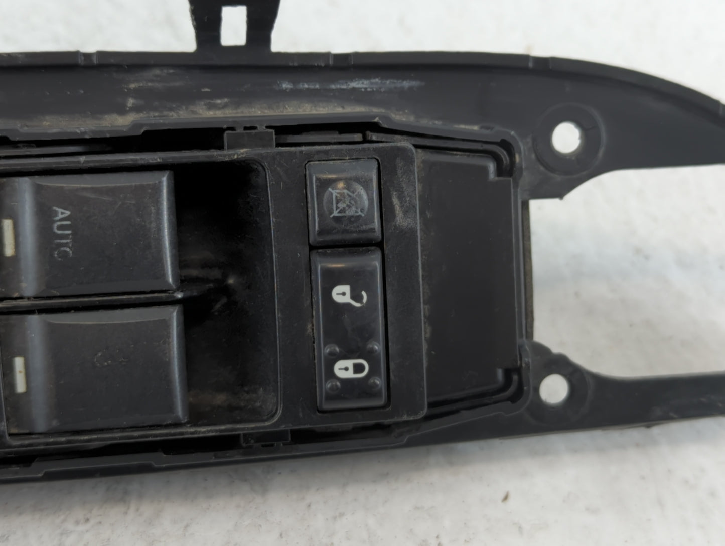 2012 Jeep Compass Master Power Window Switch Replacement Driver Side Left P/N:50613262185 Fits OEM Used Auto Parts - Oemused