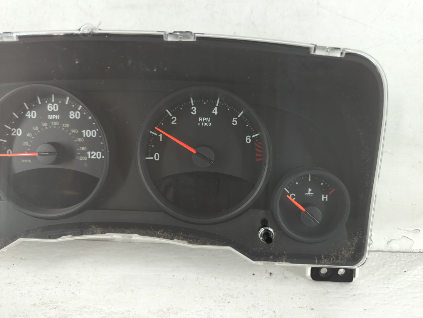 2011-2013 Jeep Compass Instrument Cluster Speedometer Gauges P/N:CR-0035-304-M0-CE 68080402AE Fits Fits 2011 2012 2013 OEM U
