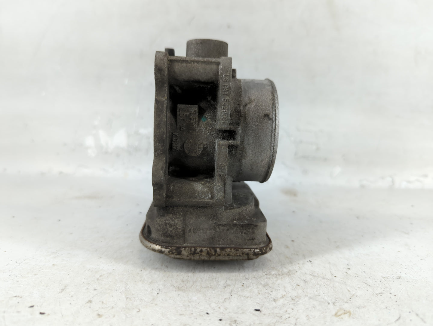 2012 Jeep Compass Throttle Body P/N:35AB 5429090 Fits Fits 2007 2008 2009 2010 2011 2013 2014 2015 2016 2017 2018 OEM Used A