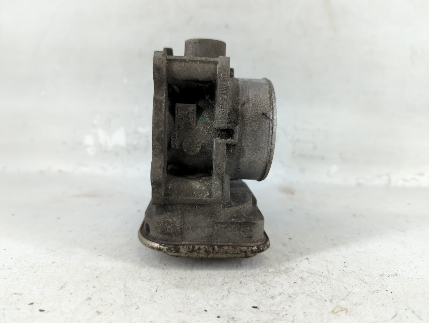 2012 Jeep Compass Throttle Body P/N:35AB 5429090 Fits Fits 2007 2008 2009 2010 2011 2013 2014 2015 2016 2017 2018 OEM Used A