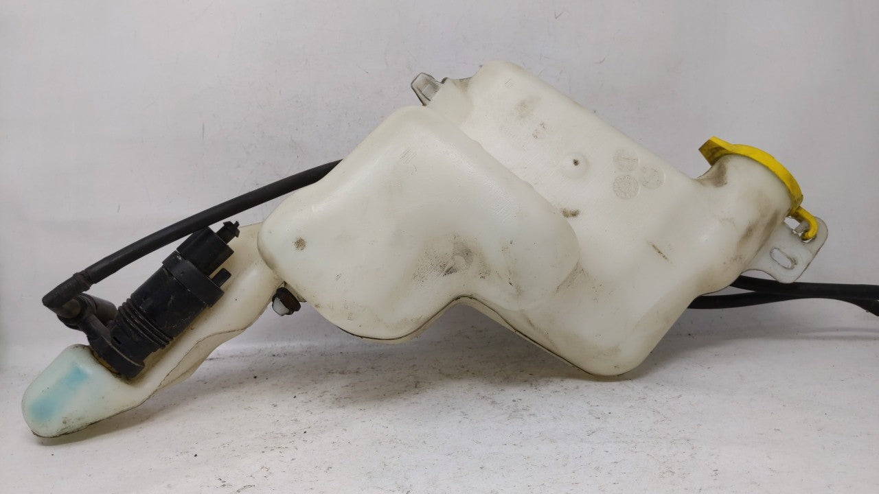 Jeep Compass Windshield Washer Fluid Reservoir Bottle Oem - Oemusedautoparts1.com