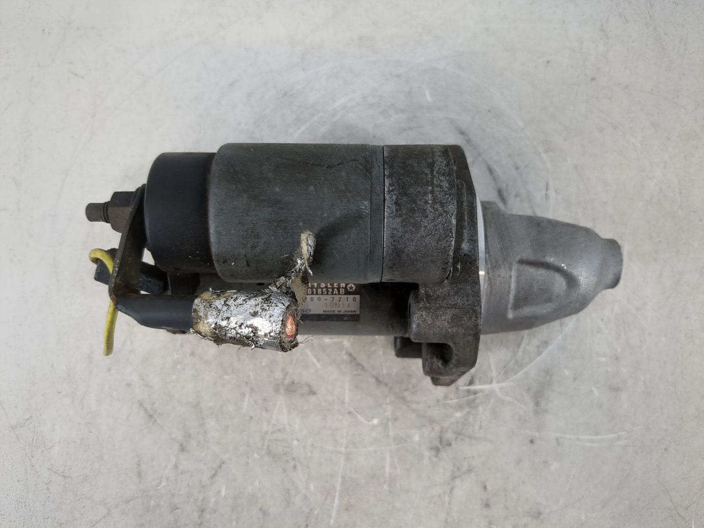 2011-2012 Jeep Grand Cherokee Car Starter Motor Solenoid OEM P/N:428000-7210 04801852AB Fits Fits 2011 2012 OEM Used Auto Pa