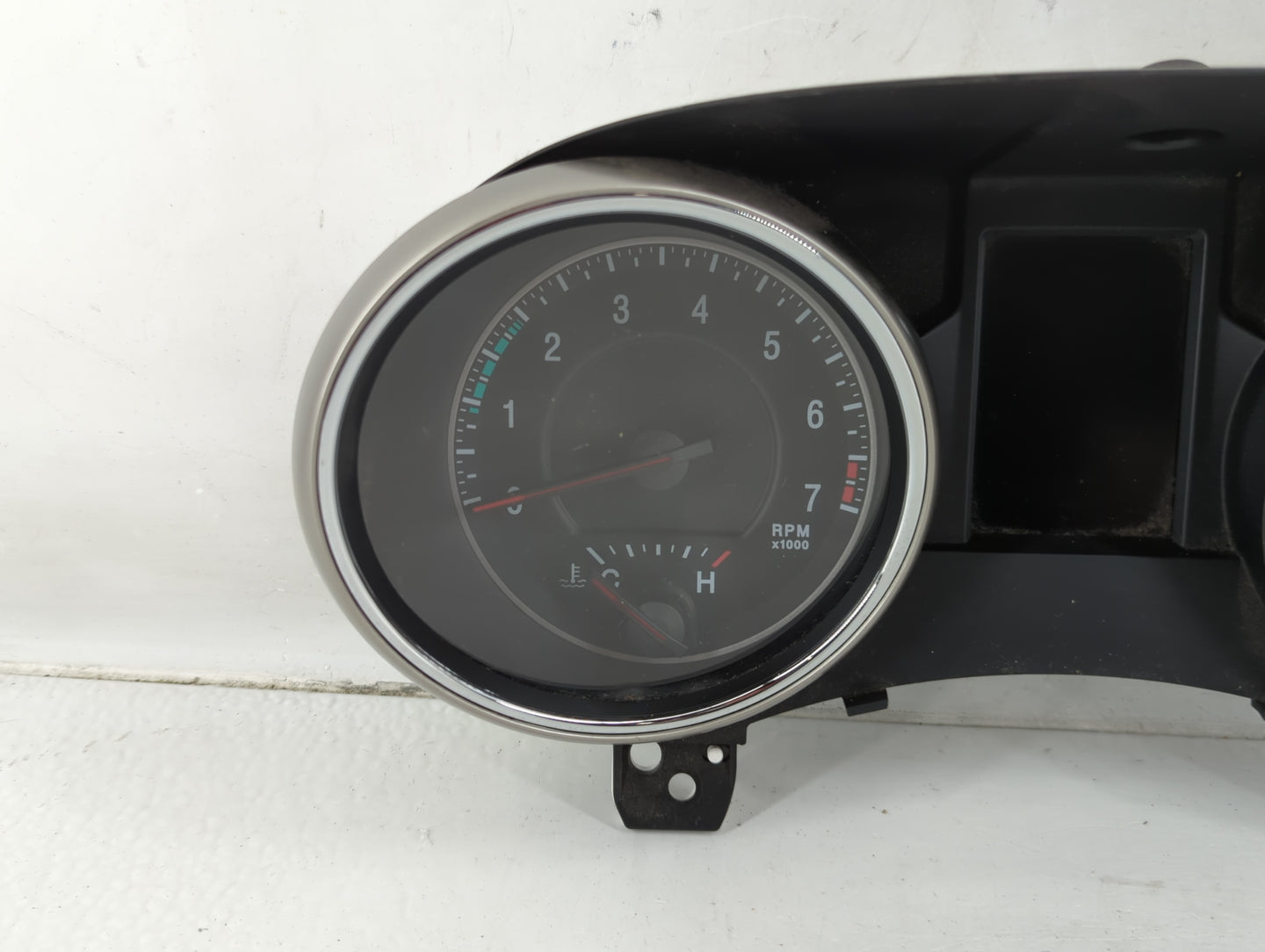2012 Jeep Grand Cherokee Instrument Cluster Speedometer Gauges P/N:56046667AC Miles: Fits OEM Used Auto Parts - Oemusedautop