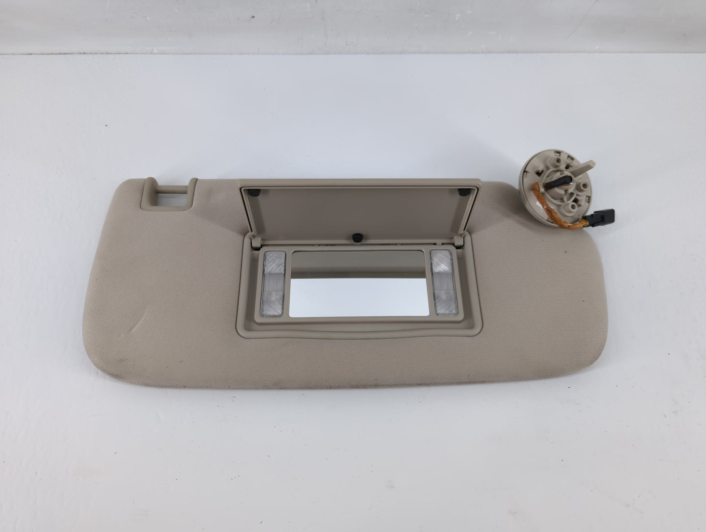 2011-2013 Jeep Grand Cherokee Sun Visor Shade Replacement Passenger Right Mirror Fits OEM Used Auto Parts - Oemusedautoparts