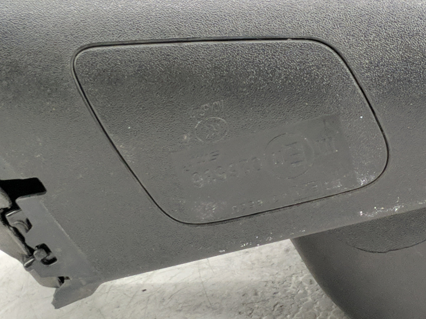 2011-2018 Jeep Grand Cherokee Driver Left Side View Manual Door Mirror - Oemusedautoparts1.com
