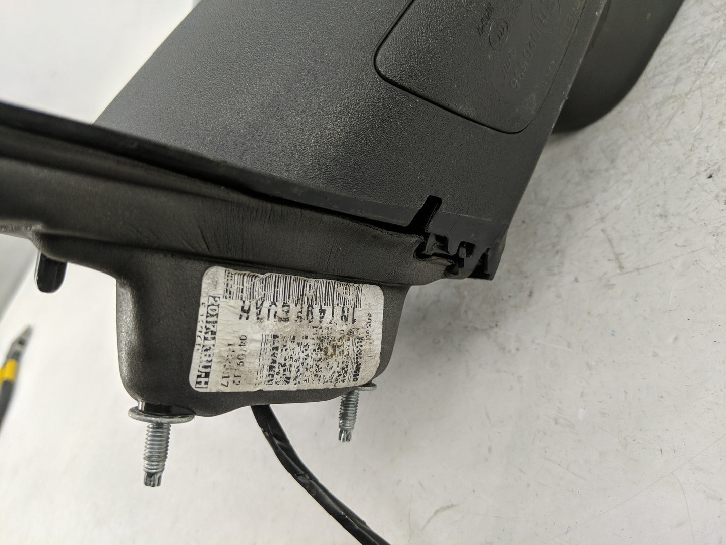 2011-2018 Jeep Grand Cherokee Driver Left Side View Manual Door Mirror - Oemusedautoparts1.com