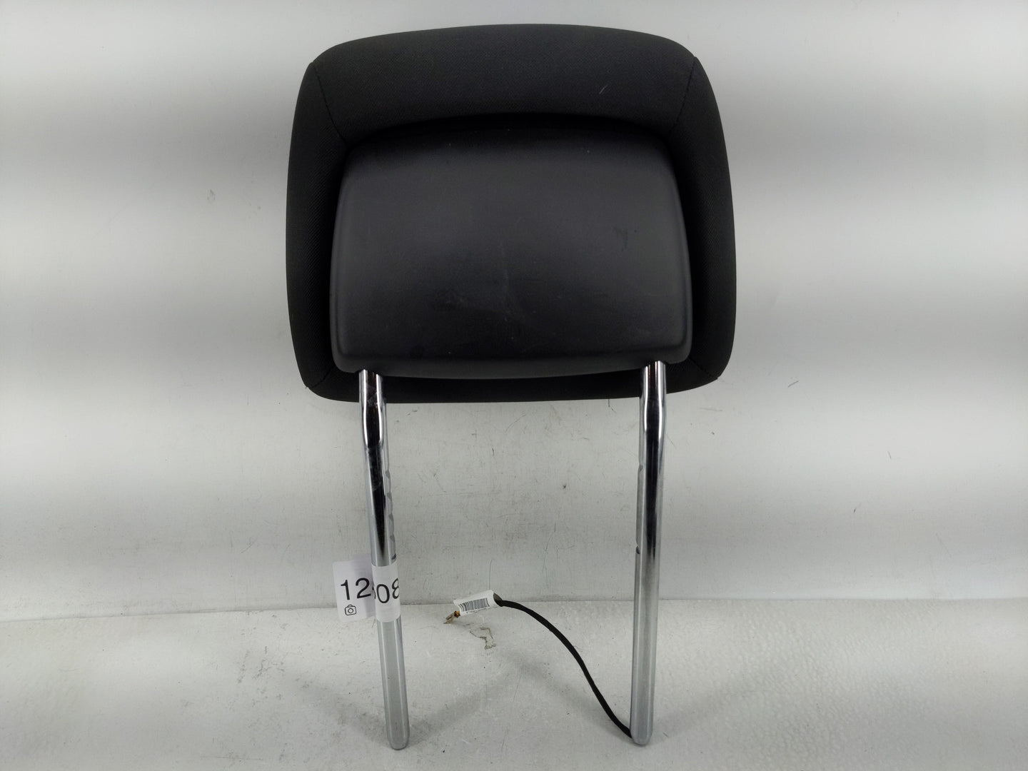 2012 Jeep Grand Cherokee Headrest Head Rest Rear Seat Fits OEM Used Auto Parts - Oemusedautoparts1.com