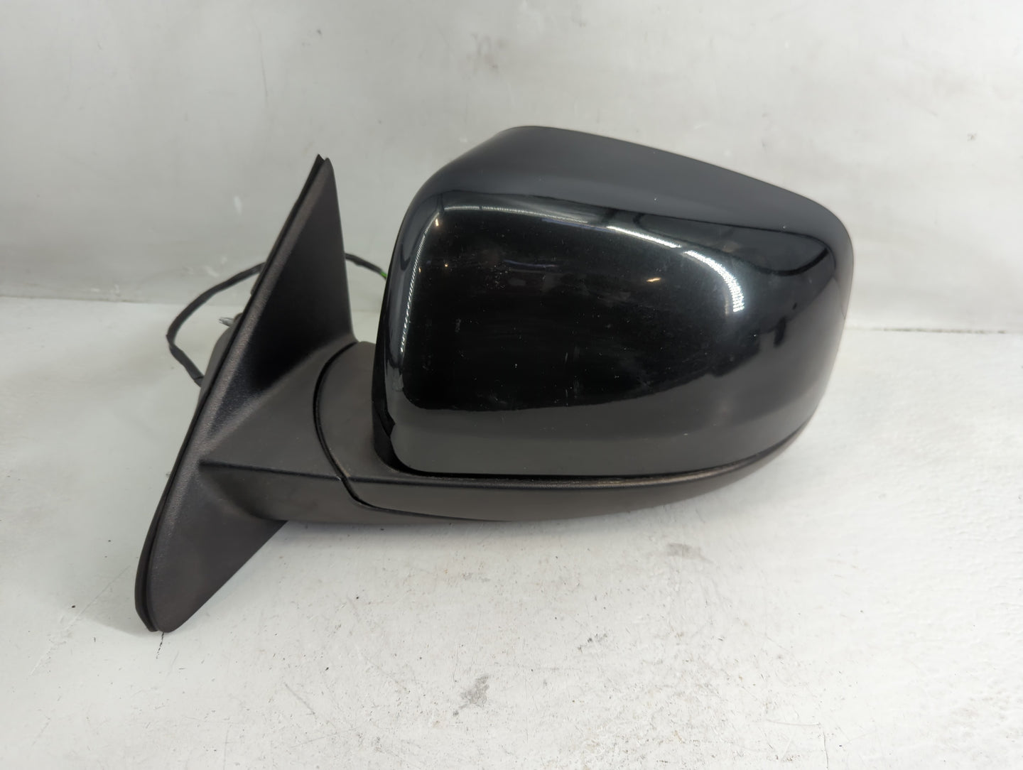 2011-2022 Jeep Grand Cherokee Driver Side View Mirror - Left Door Mirror OEM Used - Oemusedautoparts1.com