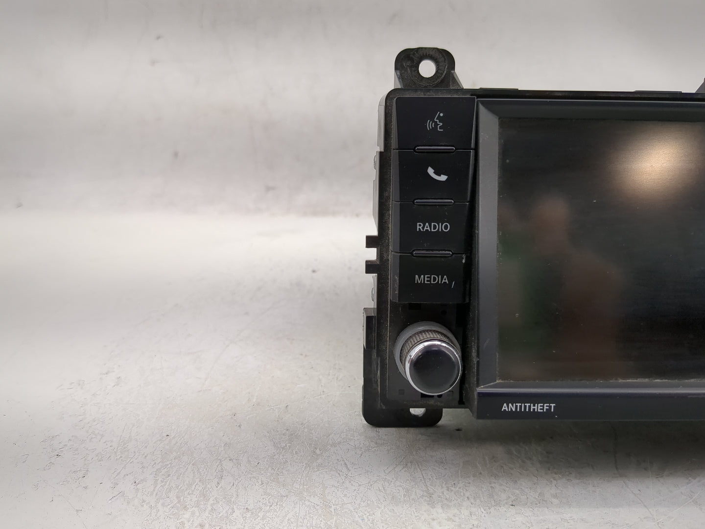 2012 Jeep Grand Cherokee Radio AM FM Cd Player Receiver Replacement P/N:05091188AD Fits OEM Used Auto Parts - Oemusedautopar