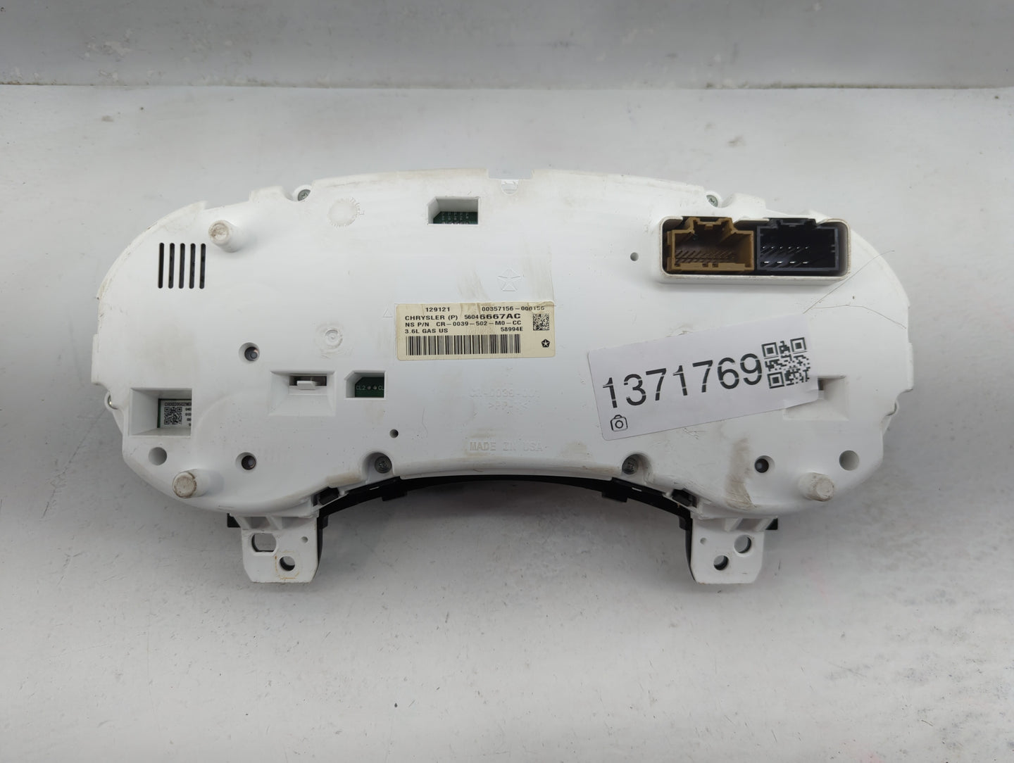 2012 Jeep Grand Cherokee Instrument Cluster Speedometer Gauges P/N:56046667AC Fits OEM Used Auto Parts - Oemusedautoparts1.c