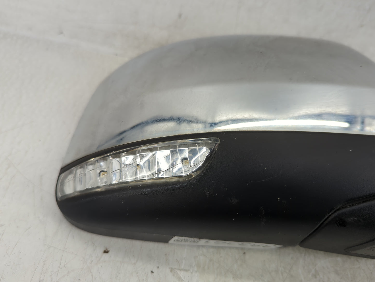 2011-2018 Jeep Grand Cherokee Passenger Side View Mirror - Right Door Mirror OEM Used - Oemusedautoparts1.com