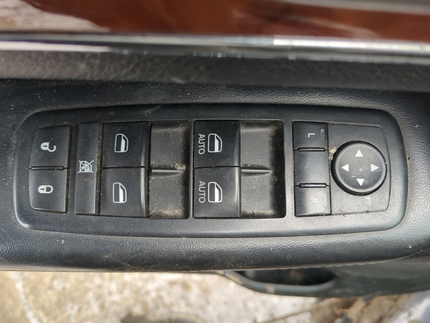 2006-2014 Jeep Grand Cherokee Master Power Window Switch Replacement Driver Side Left Fits OEM Used Auto Parts - Oemusedauto