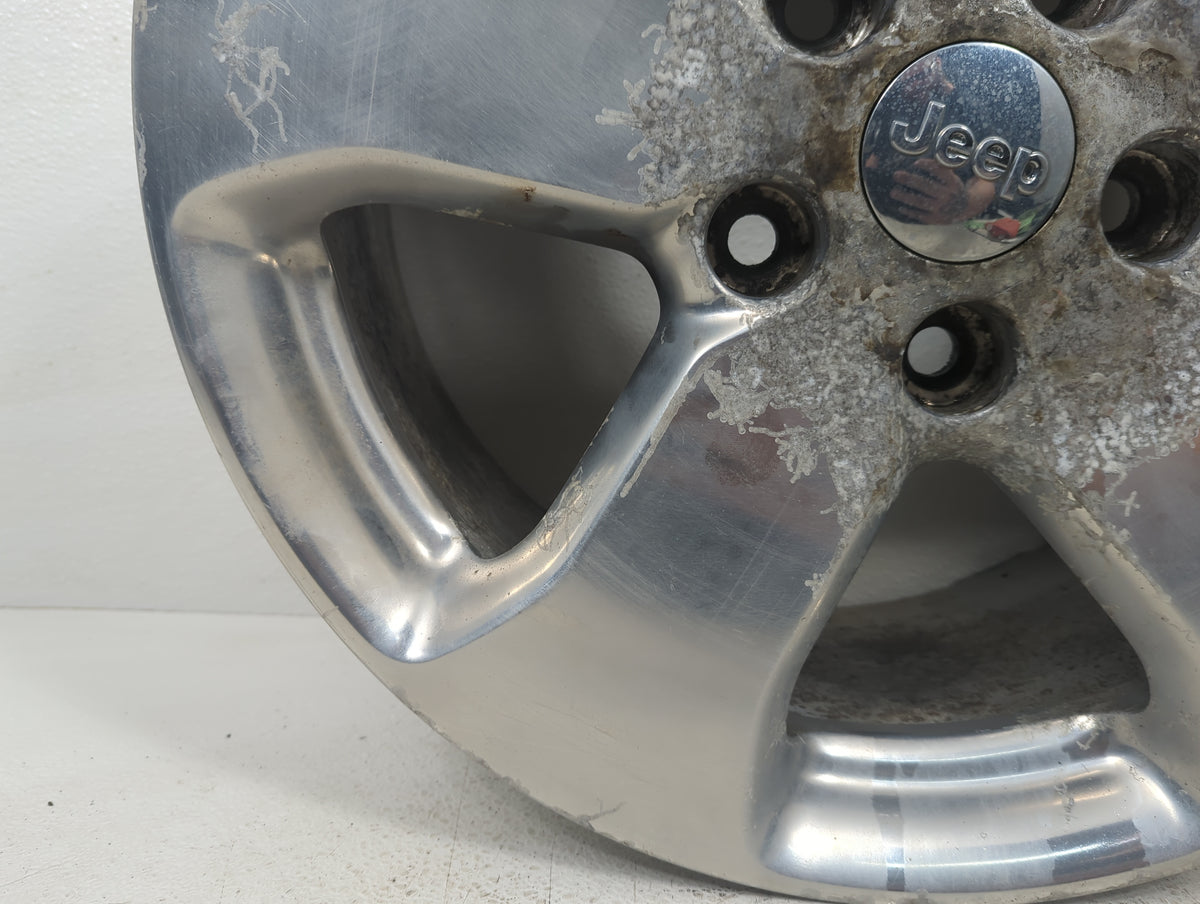 2011-2013 Jeep Grand Cherokee Oem Wheel Rim 1400404 - Oemusedautoparts1.com