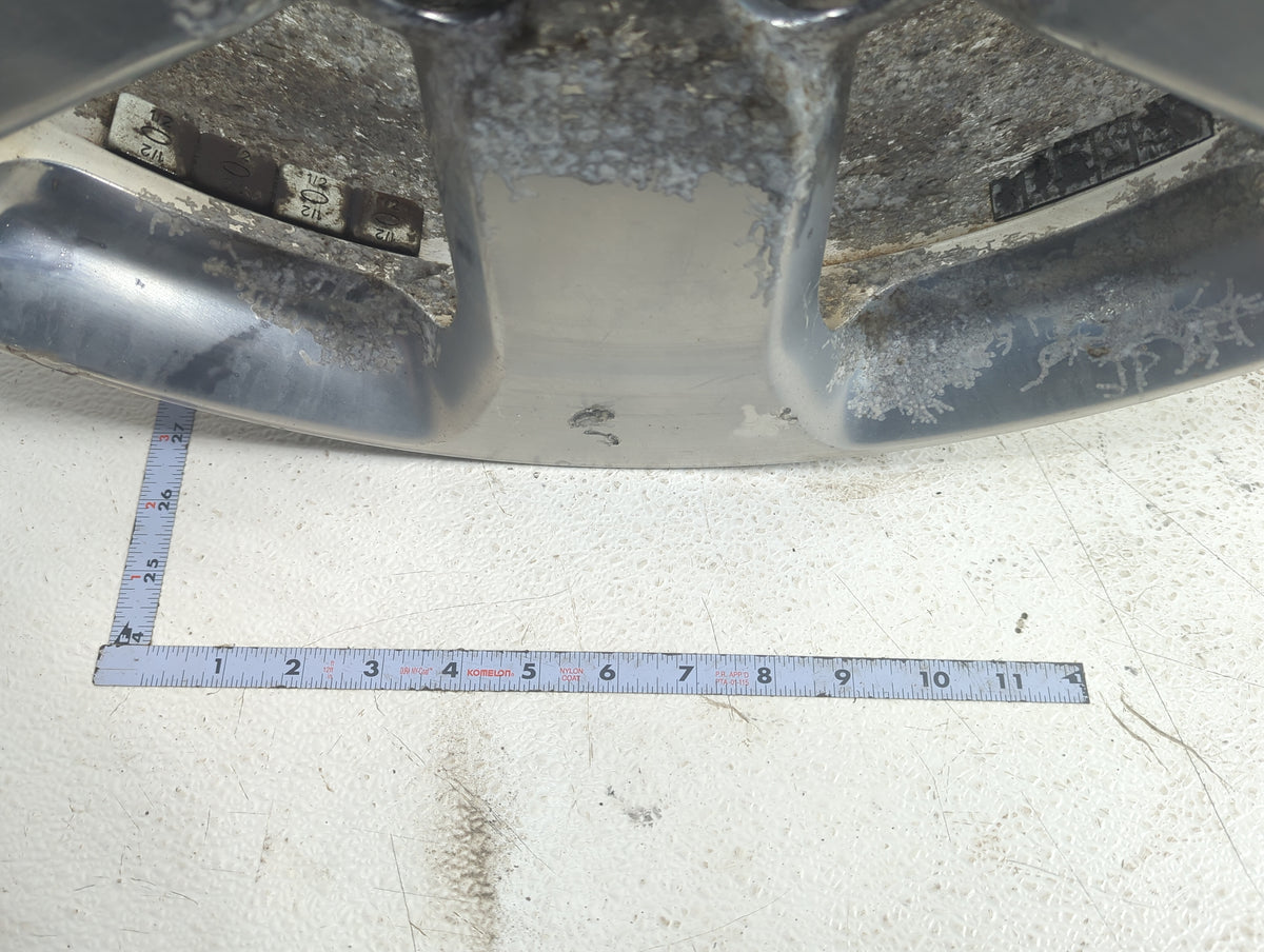 2011-2013 Jeep Grand Cherokee Oem Wheel Rim 1400404 - Oemusedautoparts1.com