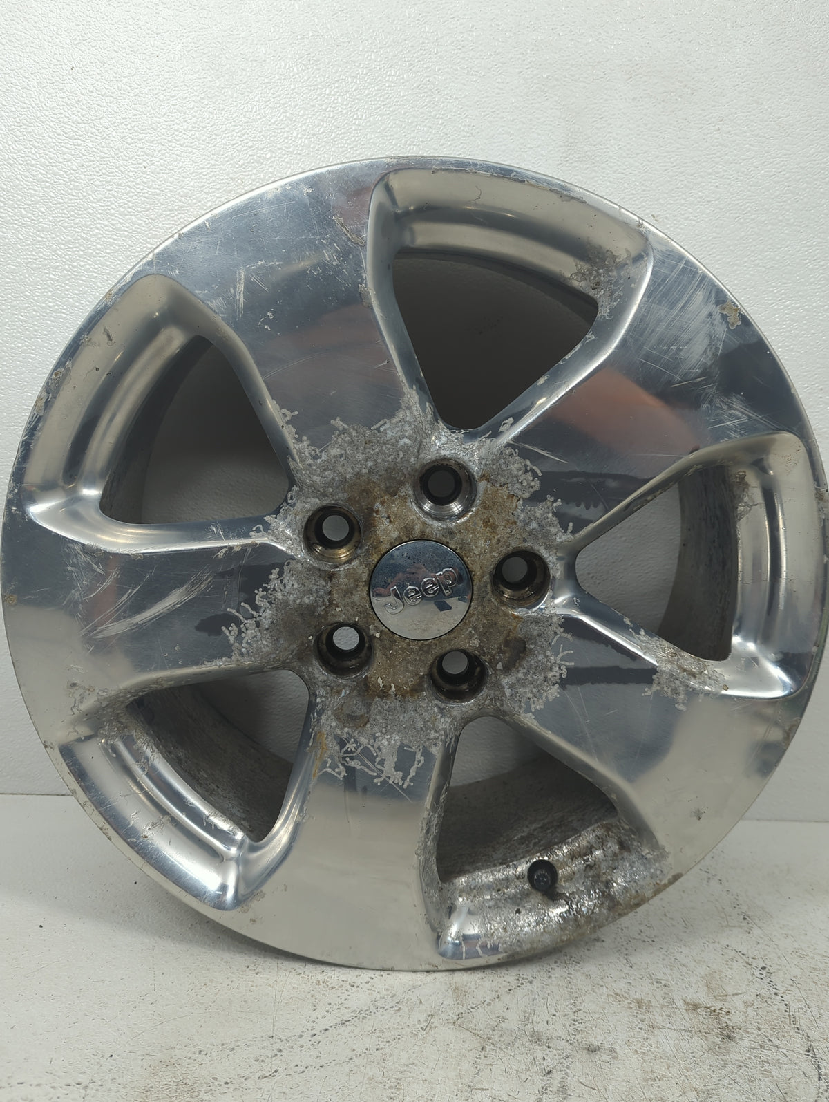 2011-2013 Jeep Grand Cherokee Oem Wheel Rim 1400406 - Oemusedautoparts1.com