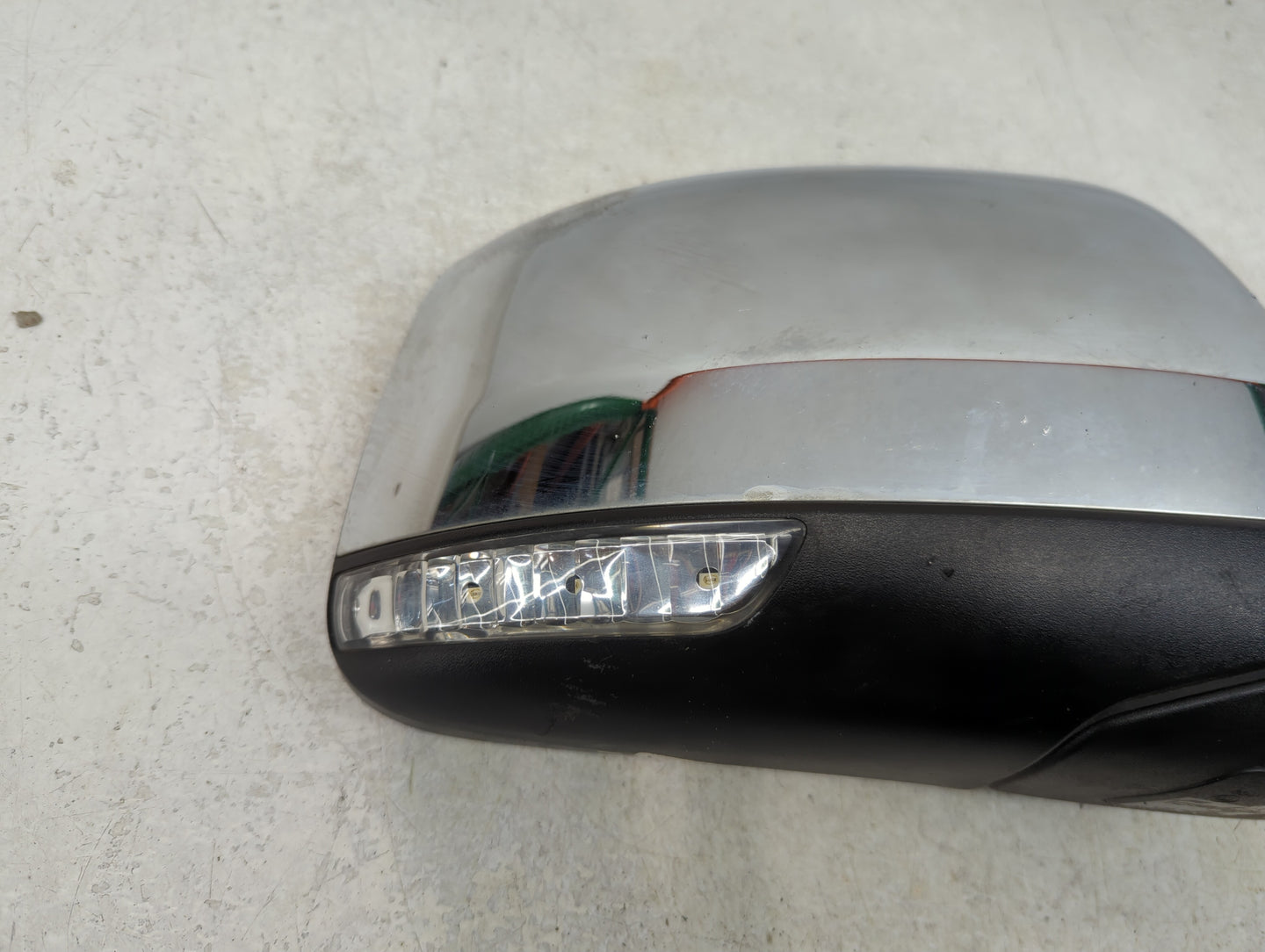 2011-2018 Jeep Grand Cherokee Passenger Side View Mirror - Right Door Mirror OEM Used - Oemusedautoparts1.com