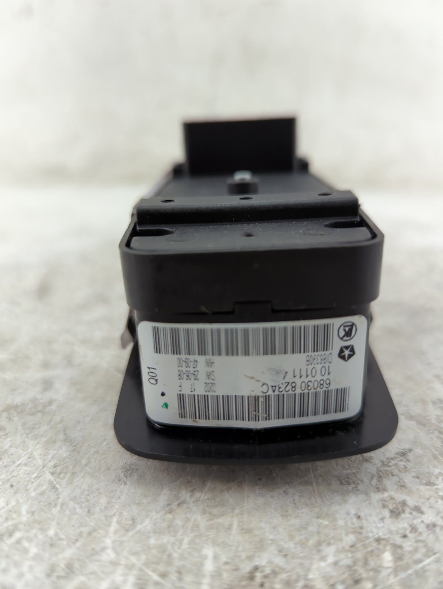 2011-2013 Jeep Grand Cherokee Master Power Window Switch Replacement Driver Side Left P/N:68030823AC Fits Fits 2011 2012 201