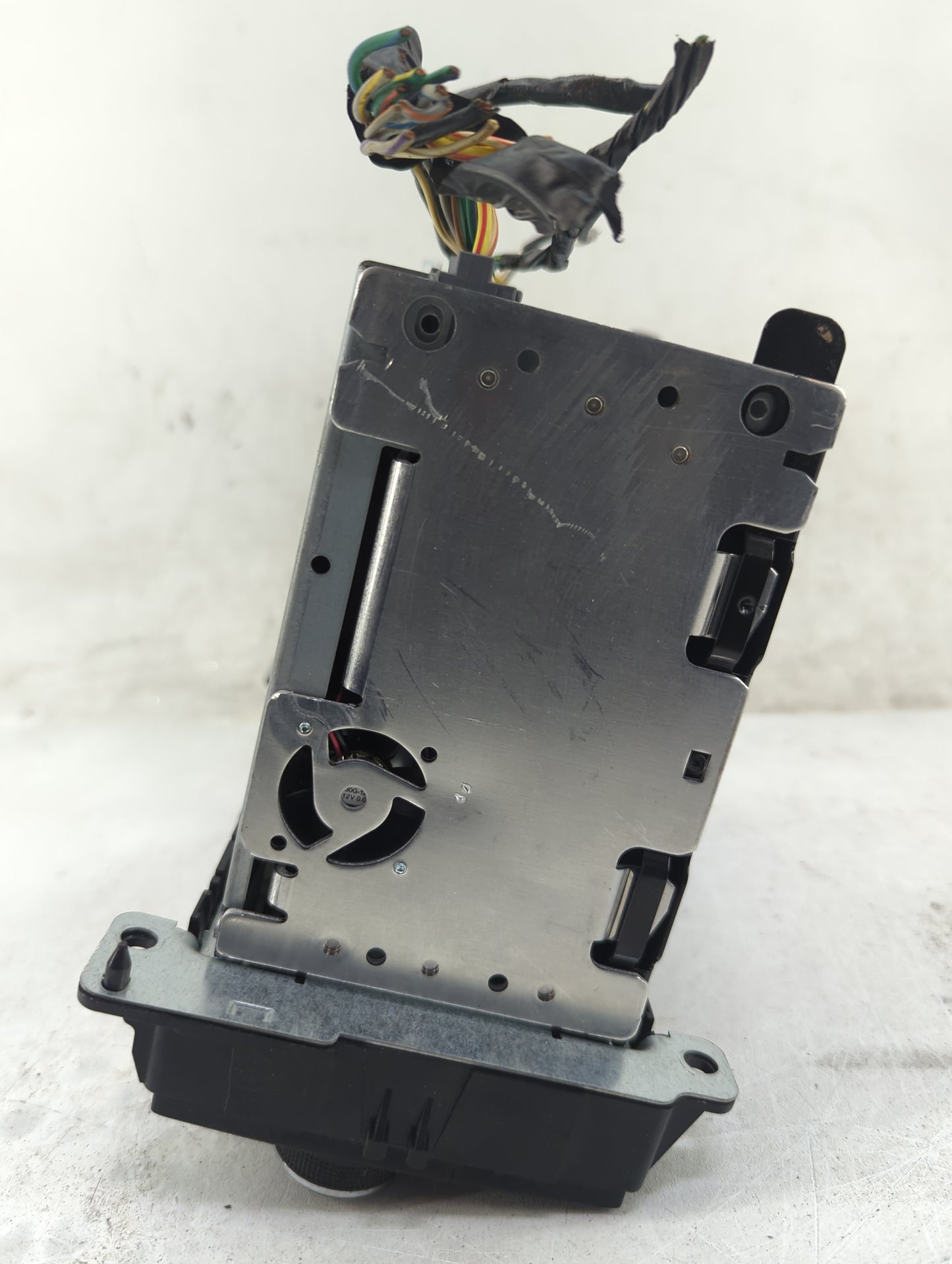 2012 Jeep Grand Cherokee Radio AM FM Cd Player Receiver Replacement P/N:P05091193AB UH30VZ Fits OEM Used Auto Parts - Oemuse