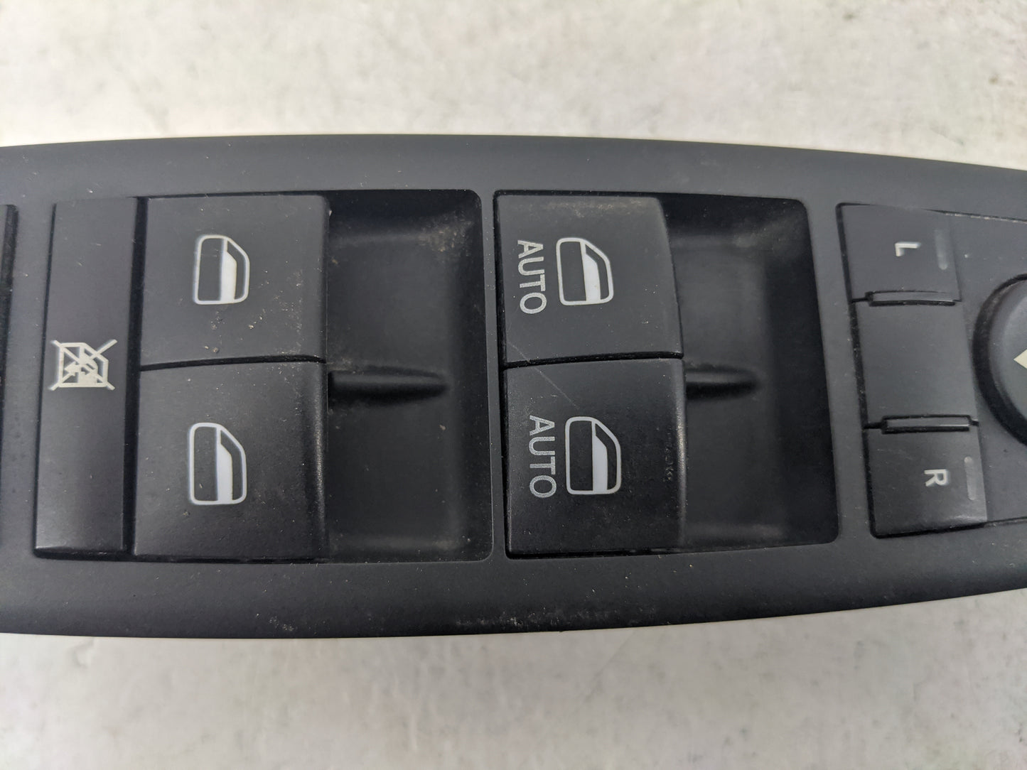 2011-2013 Jeep Grand Cherokee Master Power Window Switch Replacement Driver Side Left P/N:68030823AC 1001114 5 Fits OEM Used