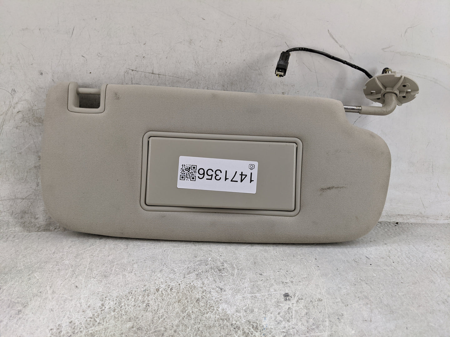 2011-2013 Jeep Grand Cherokee Sun Visor Shade Replacement Passenger Right Mirror Fits OEM Used Auto Parts - Oemusedautoparts