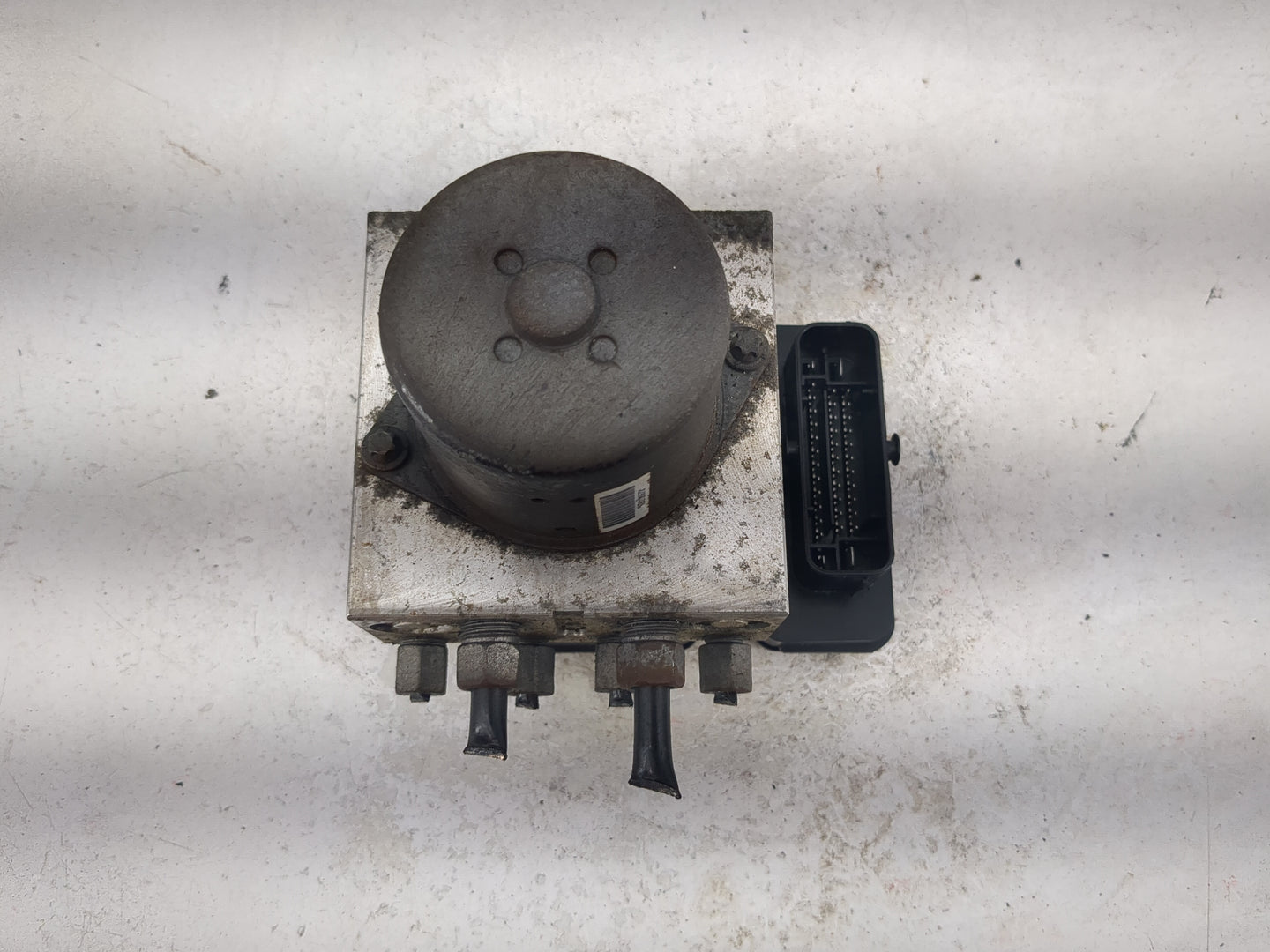 2012 Jeep Grand Cherokee ABS Pump Control Module Replacement P/N:68149708AA 17685434, P52D9SZTAH Fits OEM Used Auto Parts - 