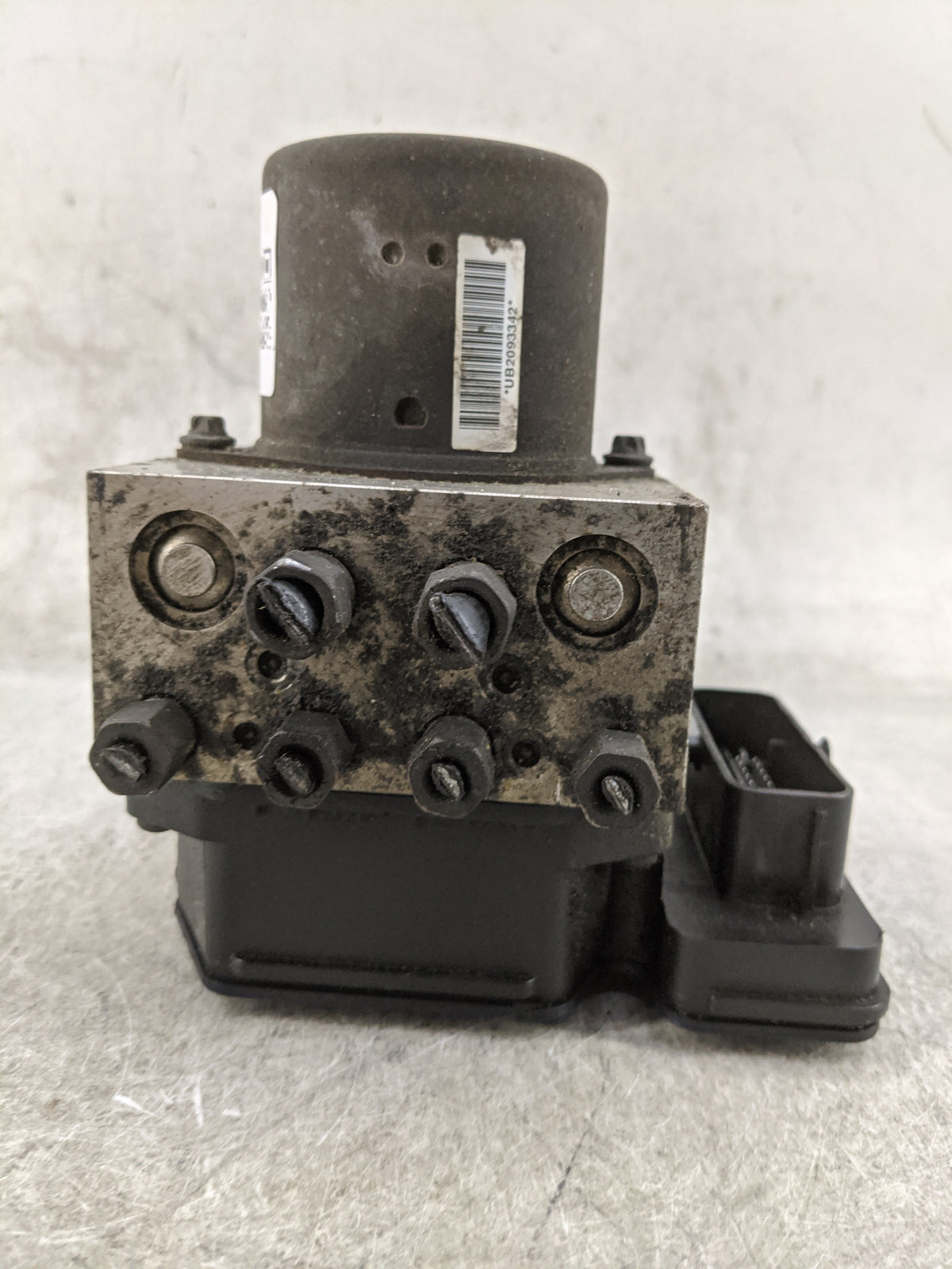 2012 Jeep Grand Cherokee Anti-Lock Brake ABS Pump Module Actuator OEM P/N:68145906AA 17685436, A7HI286115321 Fits OEM Used A