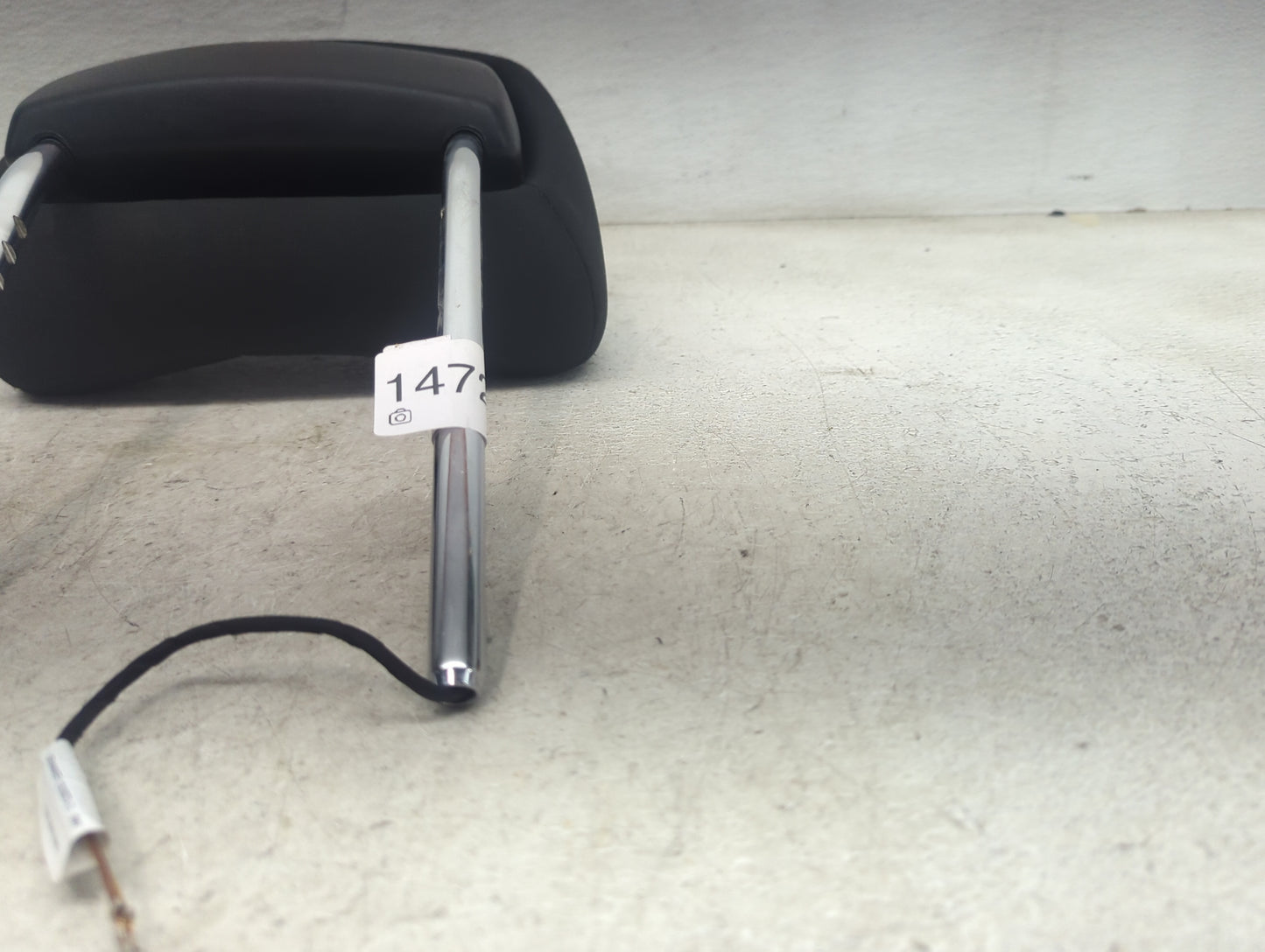 2012 Jeep Grand Cherokee Headrest Head Rest Front Passenger Seat Black - Oemusedautoparts1.com
