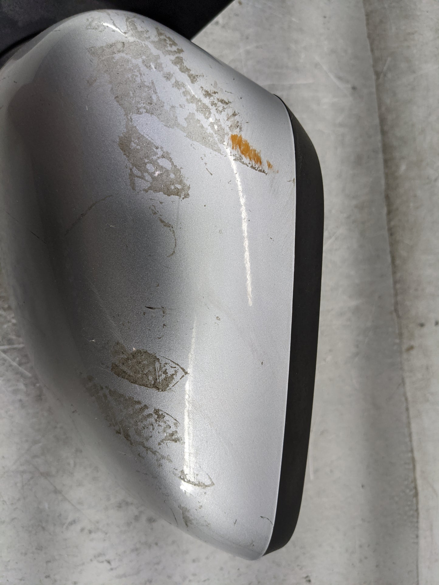 2011-2022 Jeep Grand Cherokee Driver Side View Mirror - Left Door Mirror OEM Used - Oemusedautoparts1.com