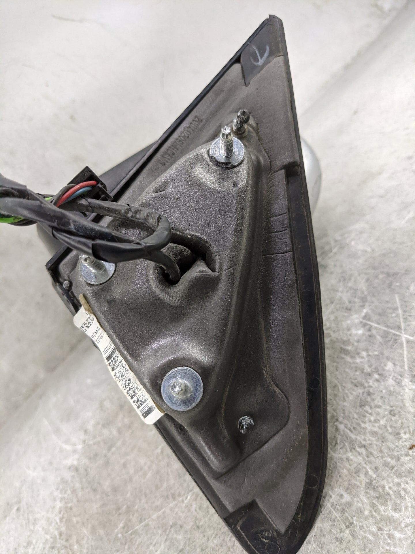 2011-2022 Jeep Grand Cherokee Driver Side View Mirror - Left Door Mirror OEM Used - Oemusedautoparts1.com