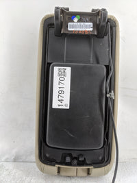 2012-2013 Jeep Grand Cherokee Center Console Armrest Cover Lid P/N:X85003202BA Fits Fits 2012 2013 OEM Used Auto Parts - Oem