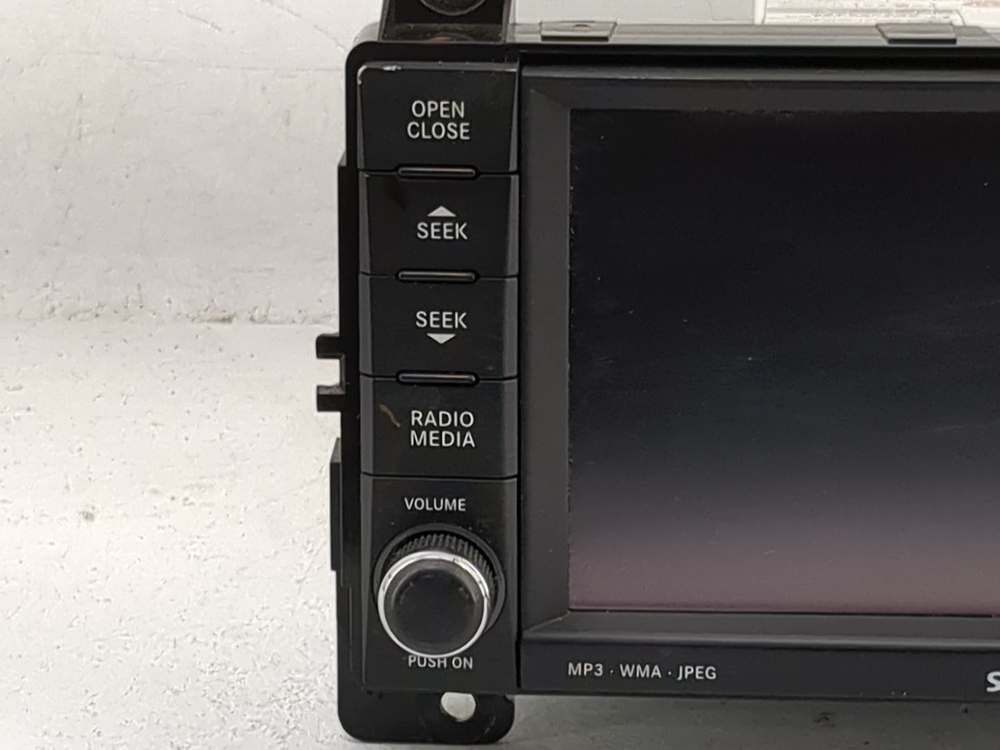 2012 Jeep Grand Cherokee Radio AM FM Cd Player Receiver Replacement P/N:5091659AE T00BE003370164 Fits OEM Used Auto Parts - 
