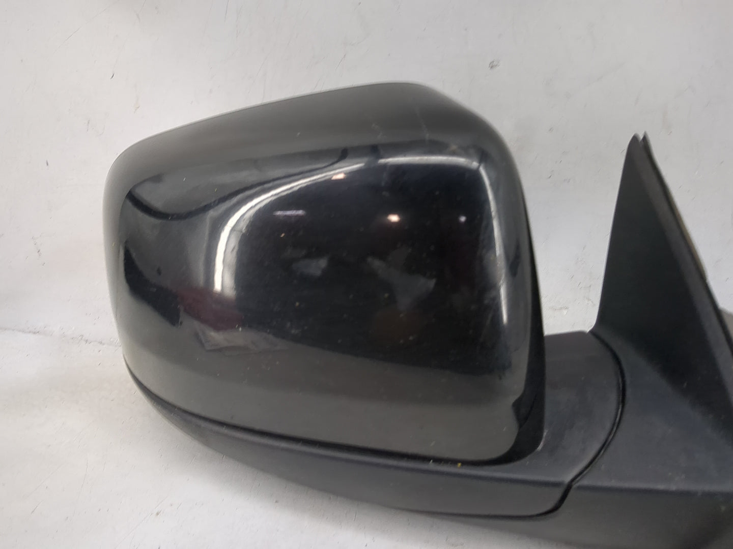 2011-2022 Jeep Grand Cherokee Passenger Side View Mirror - Right Door Mirror OEM Used - Oemusedautoparts1.com