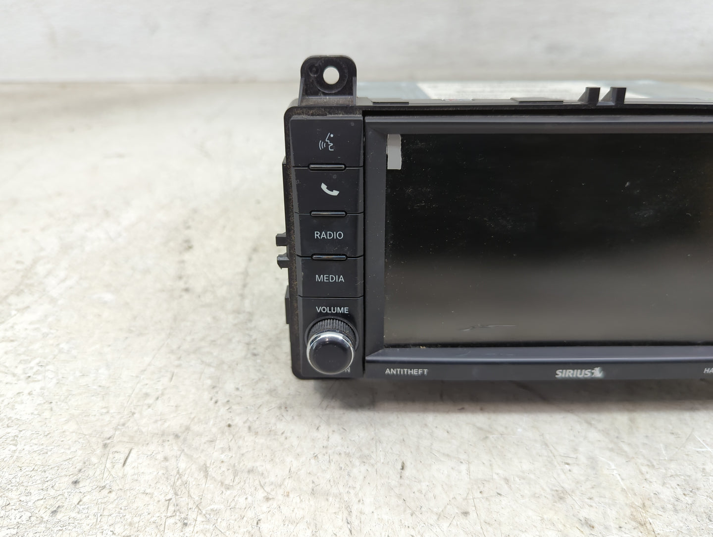 2012 Jeep Grand Cherokee Radio AM FM Cd Player Receiver Replacement P/N:P05091188AD Fits OEM Used Auto Parts - Oemusedautopa